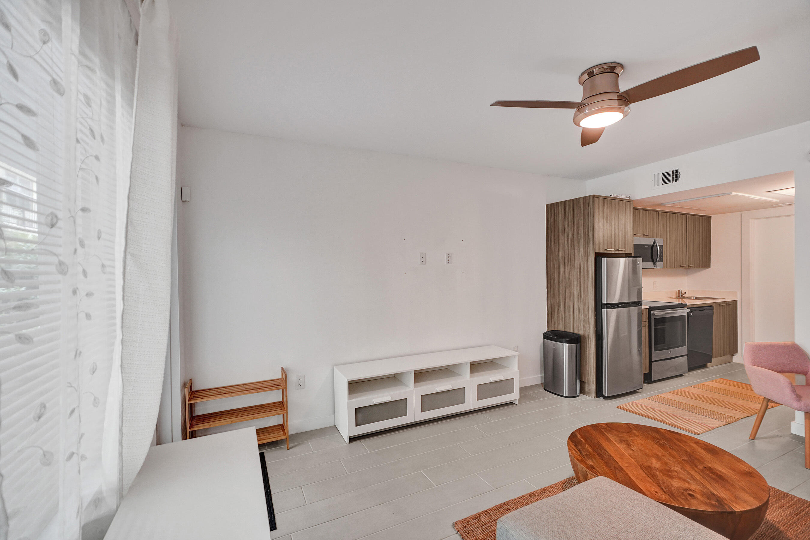 740 Meridian Avenue 12
