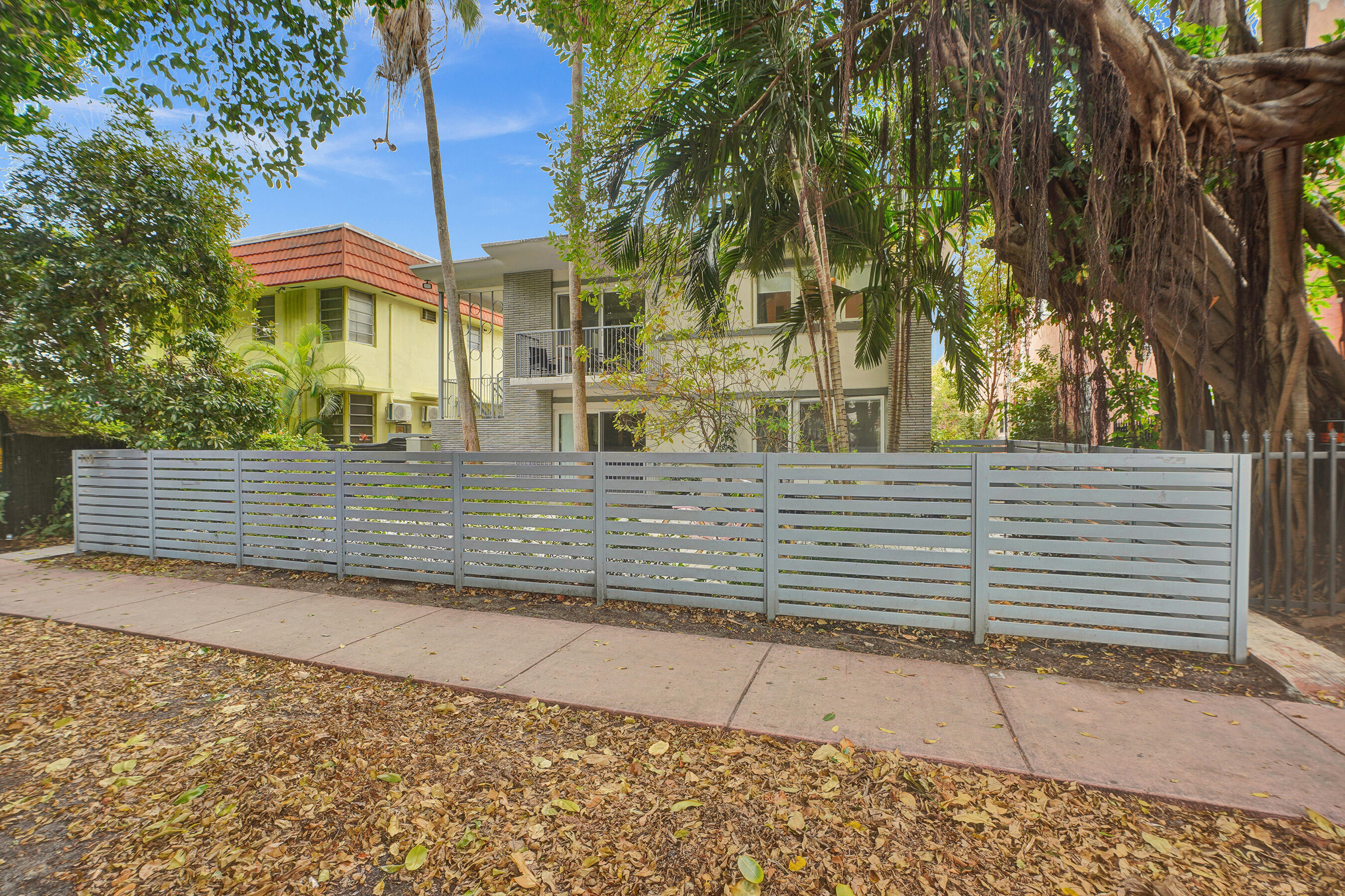 740 Meridian Avenue 12