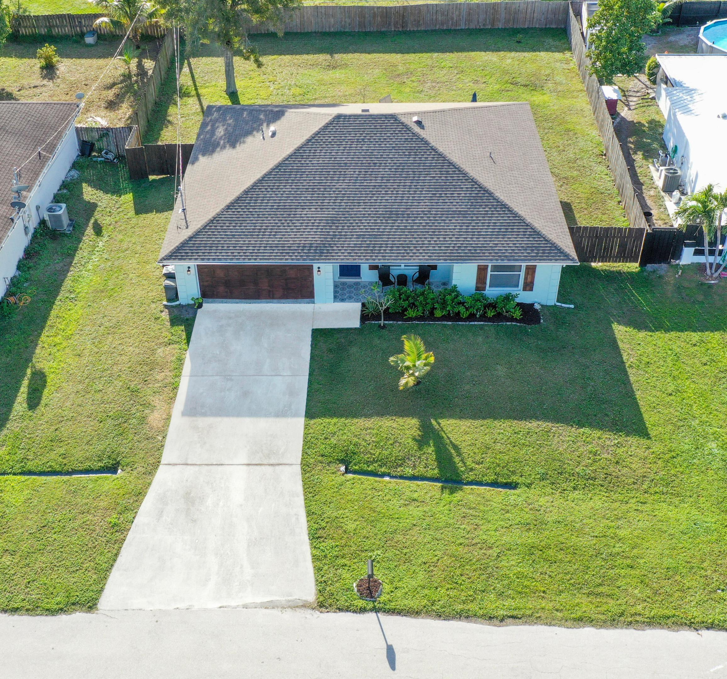 1910 SW Dorado Lane