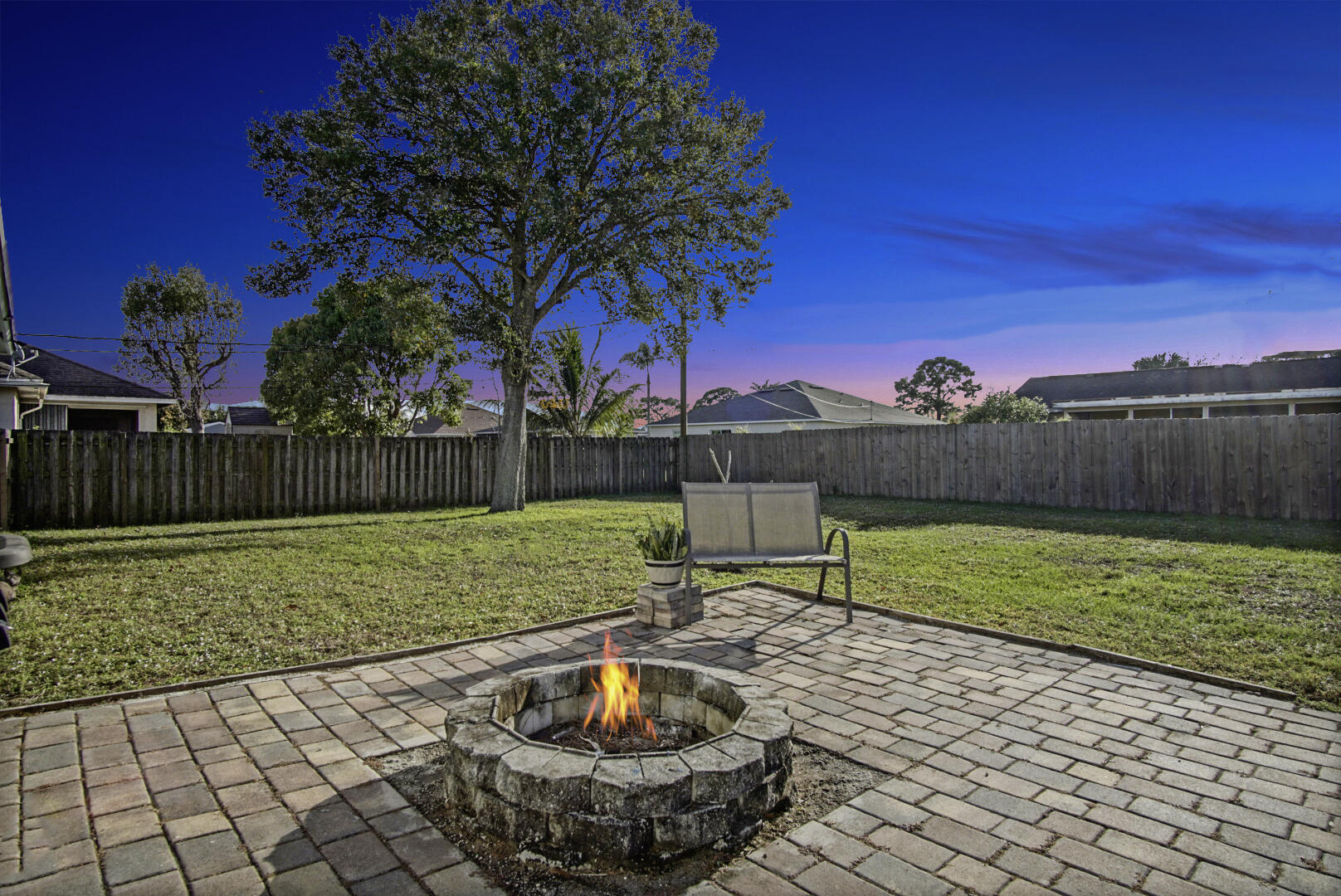 1910 SW Dorado Lane
