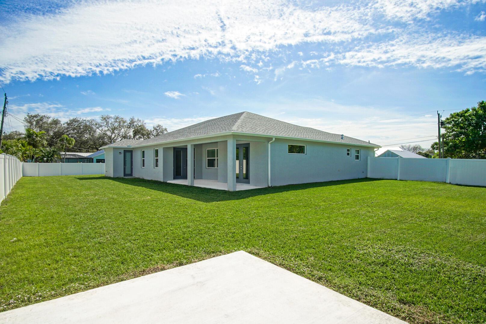 2017 SW Justison Avenue