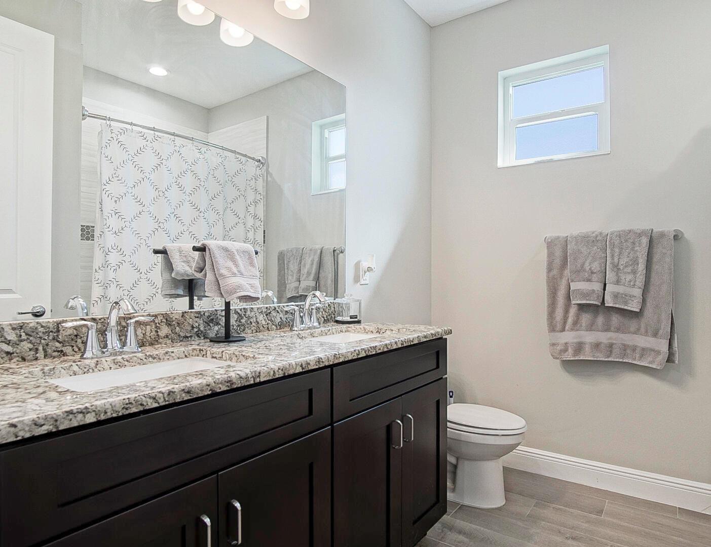 2017 SW Justison Avenue