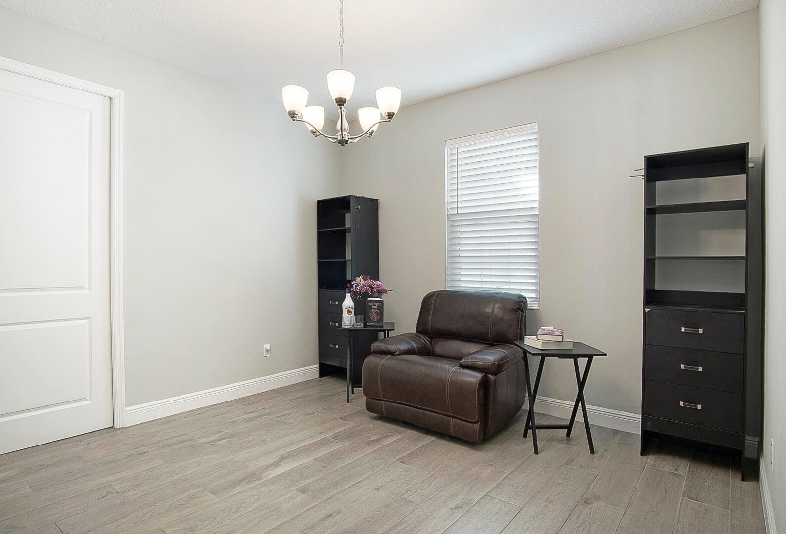 2017 SW Justison Avenue