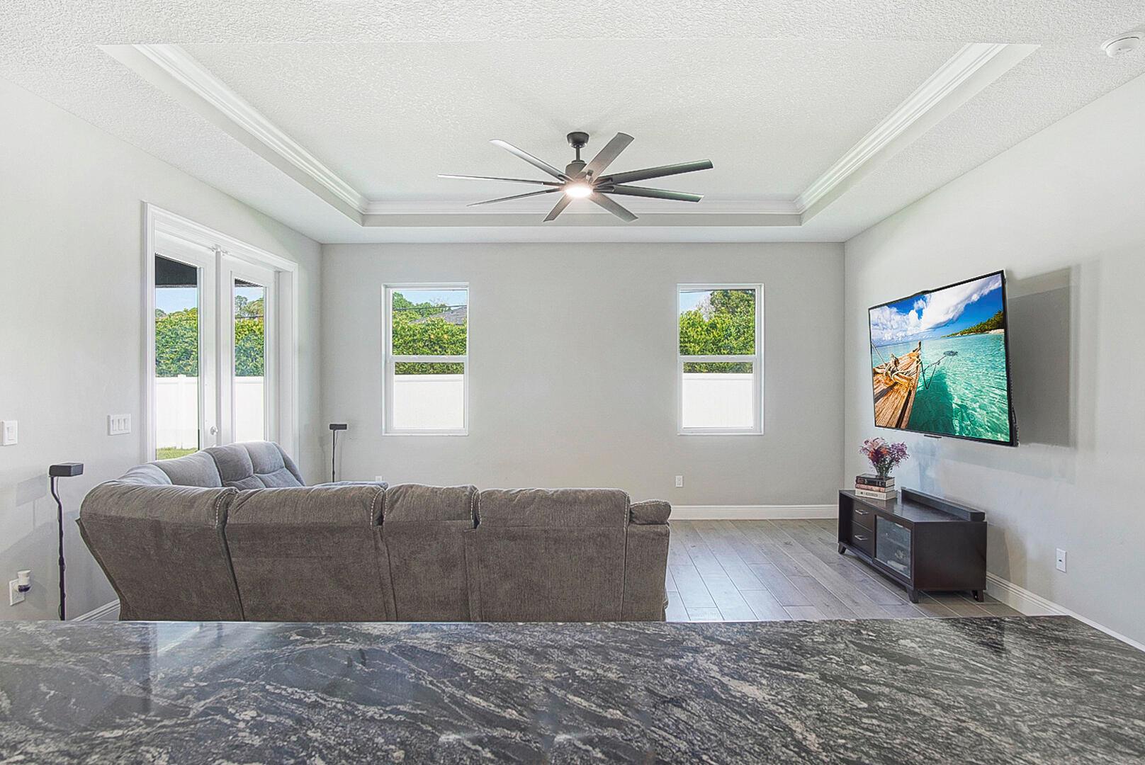 2017 SW Justison Avenue