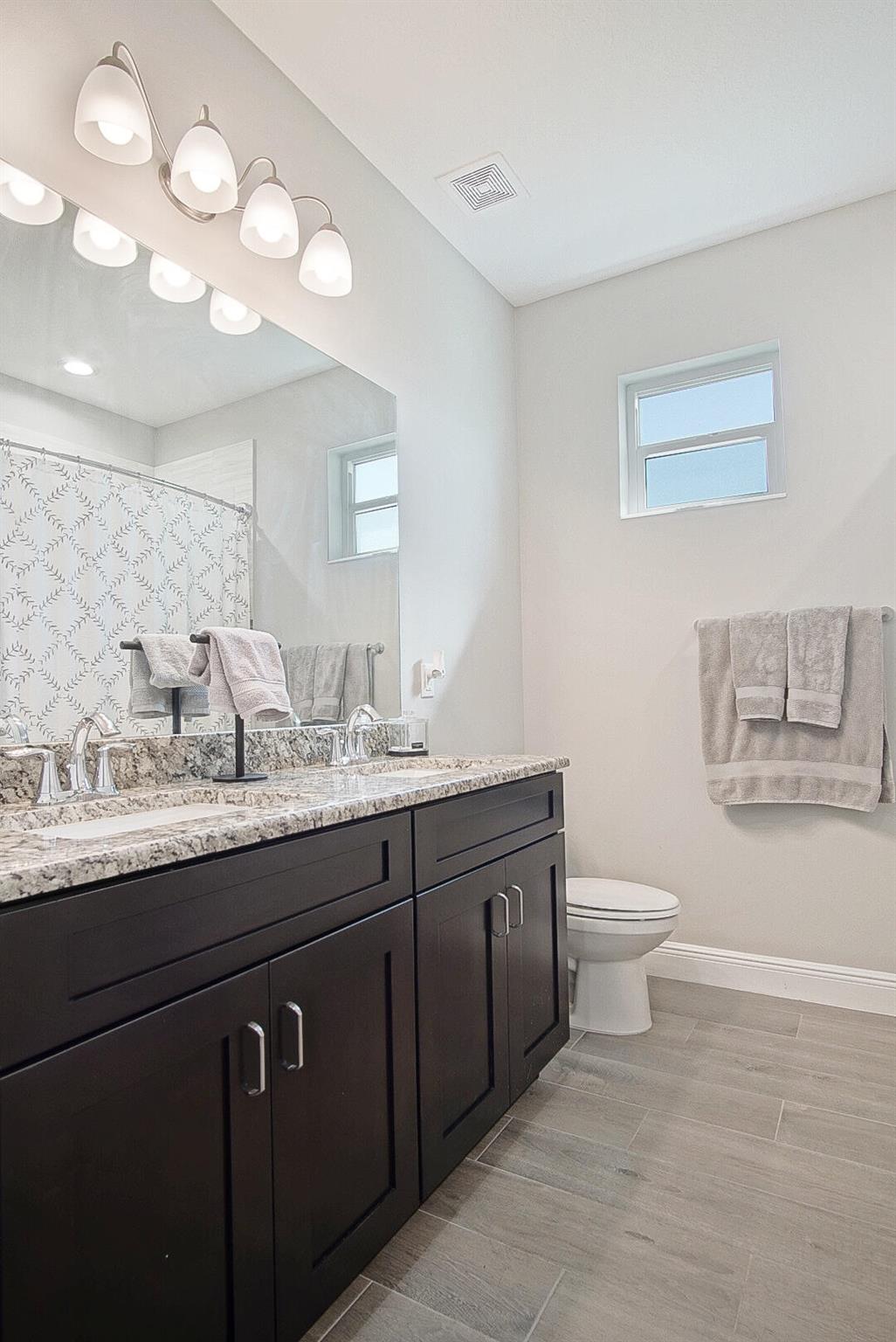 2017 SW Justison Avenue