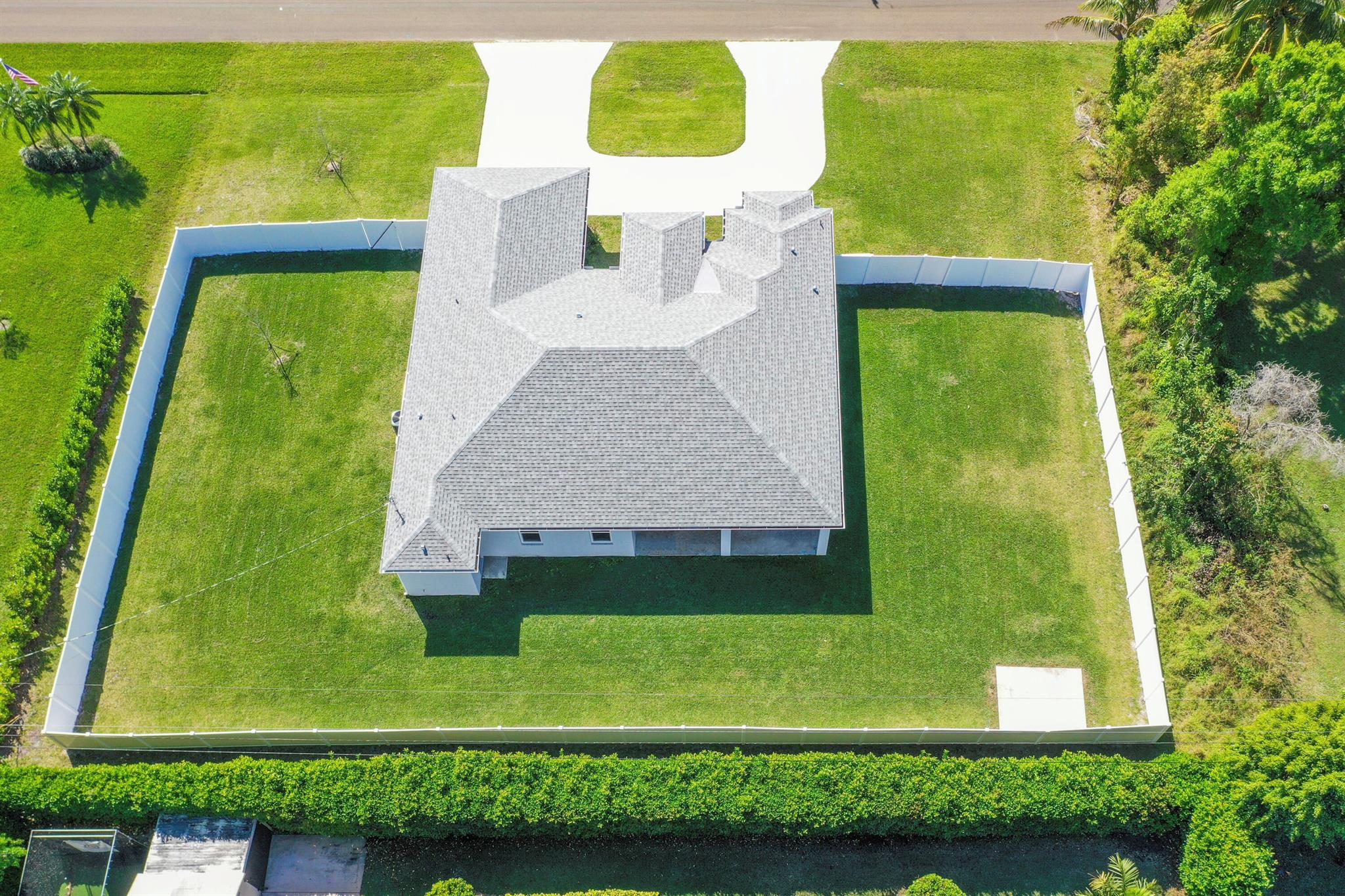 2017 SW Justison Avenue