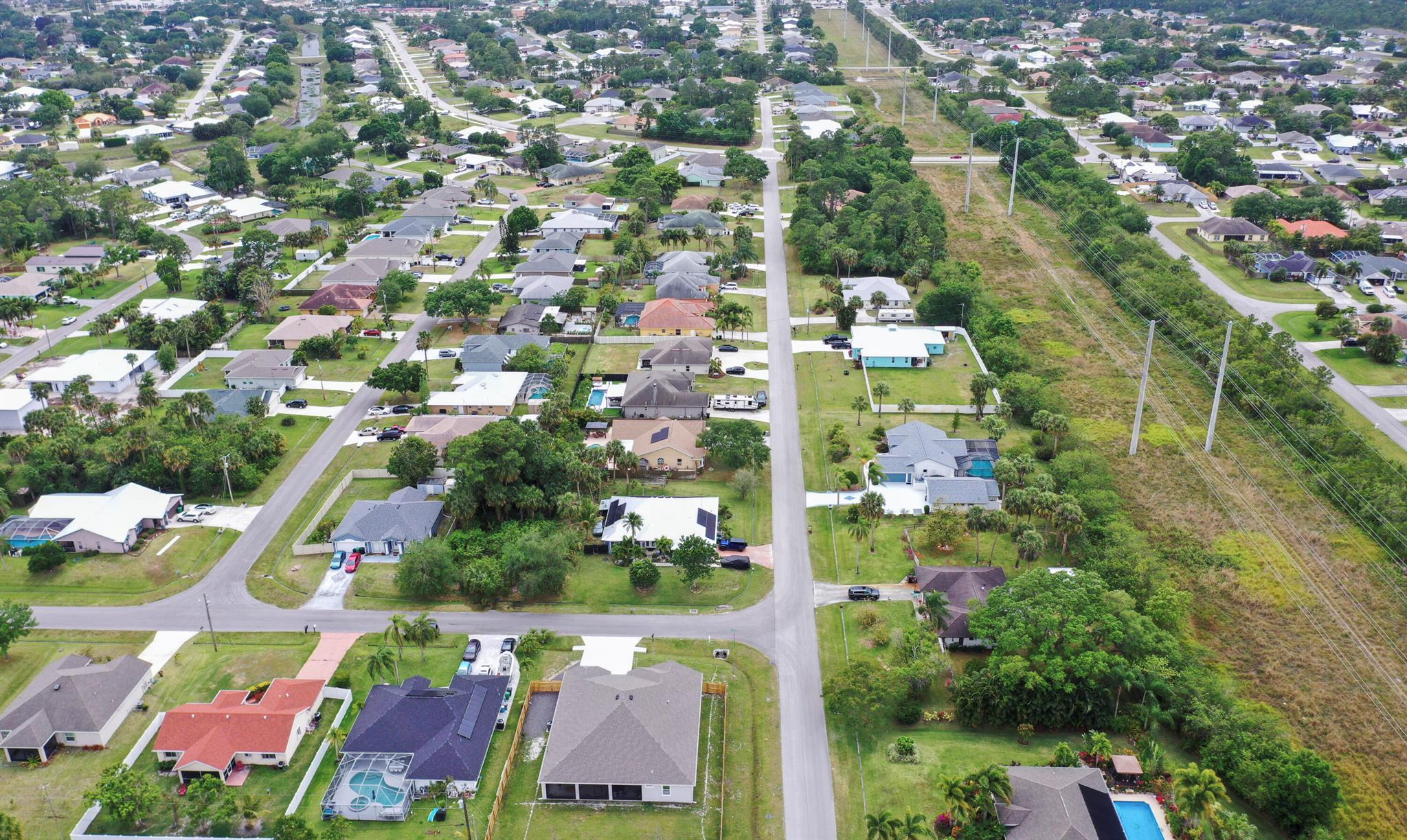 2191 SW Jaguar Avenue