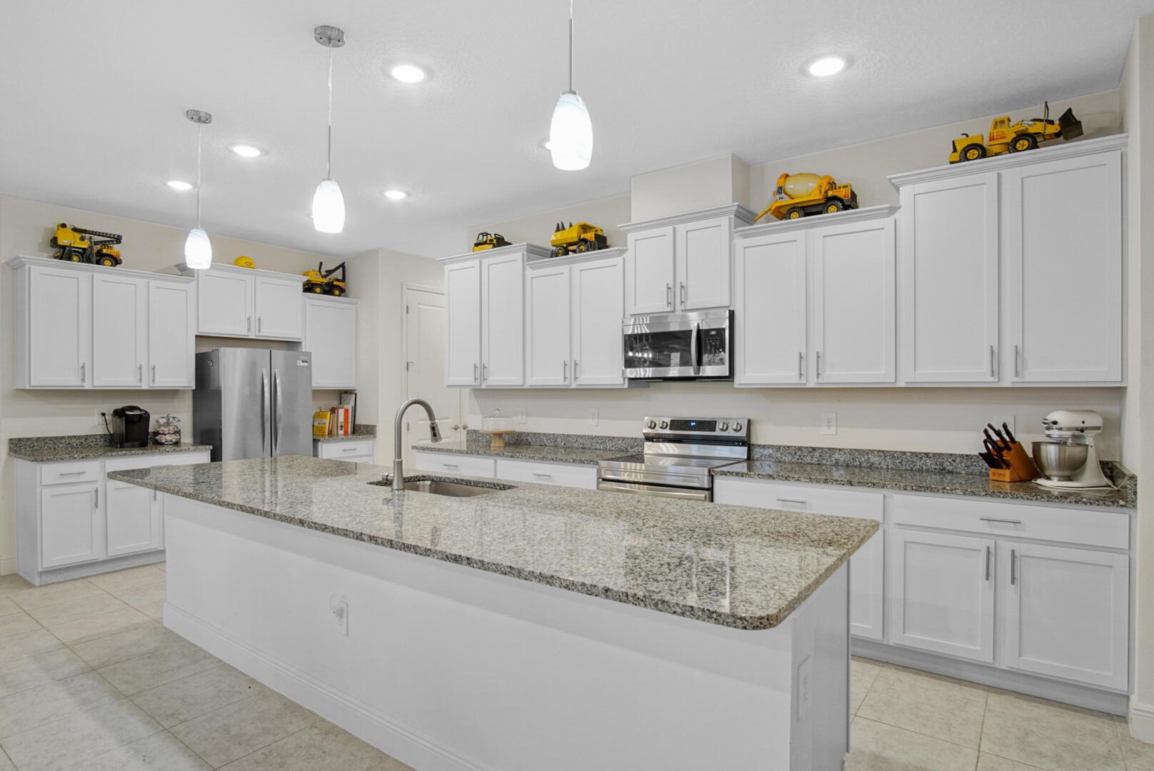 2191 SW Jaguar Avenue