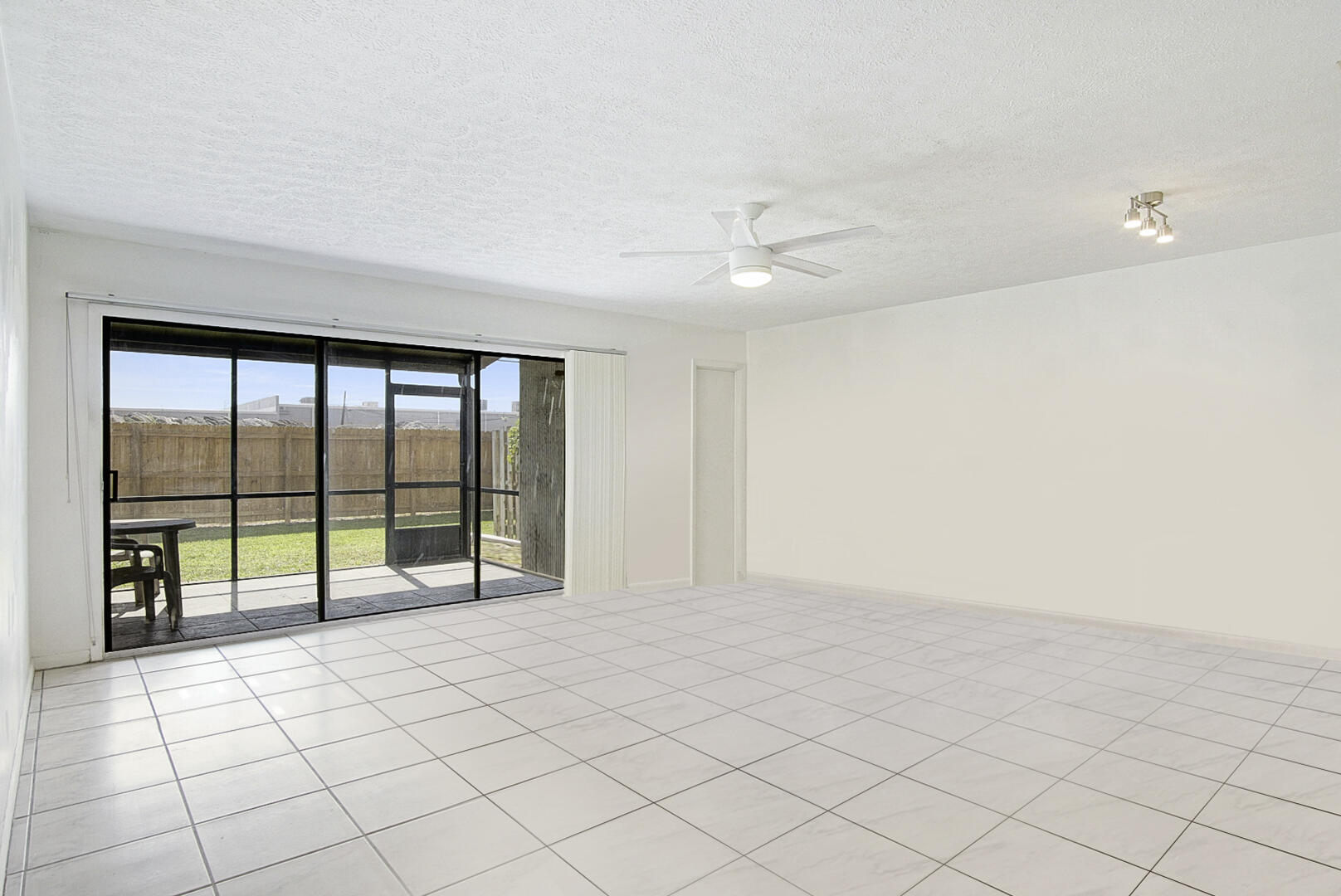 2060 Colonial Road 2