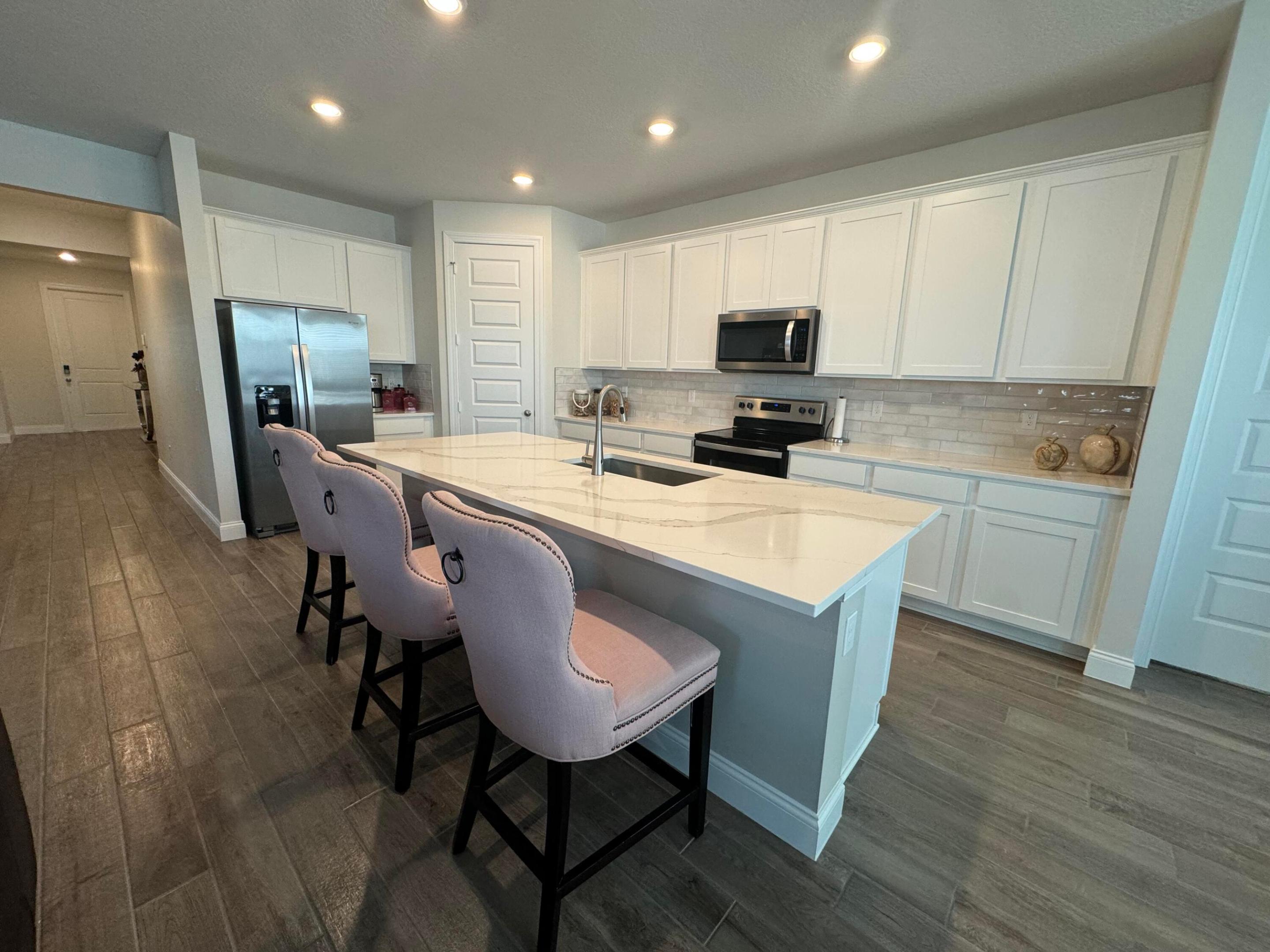 8643 Dahlia Circle