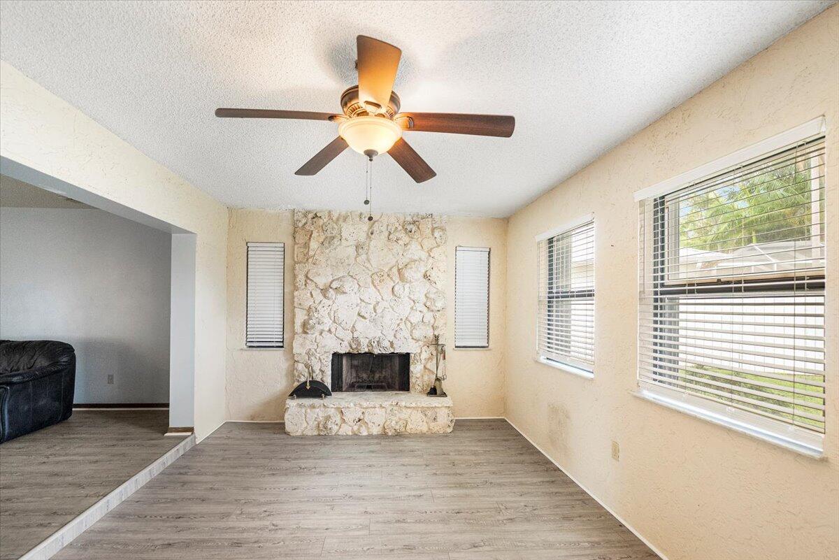 1950 SE Crowberry Drive