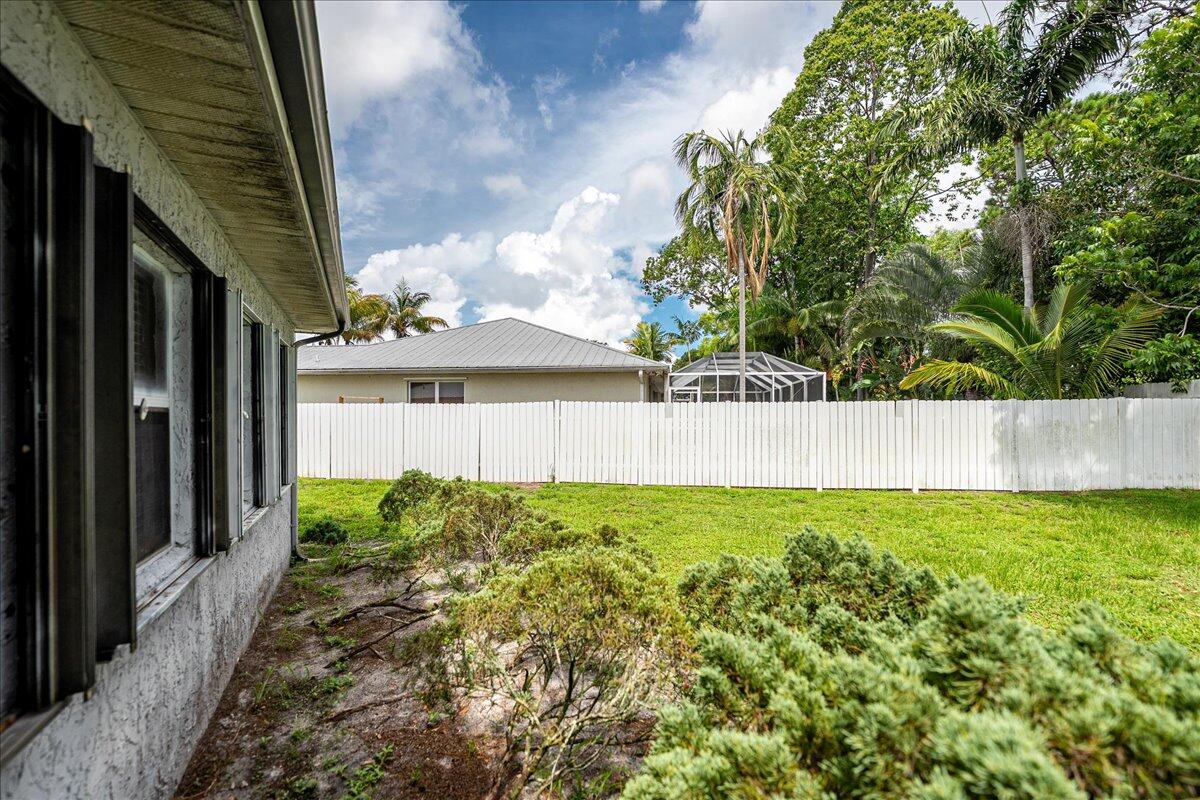 1950 SE Crowberry Drive