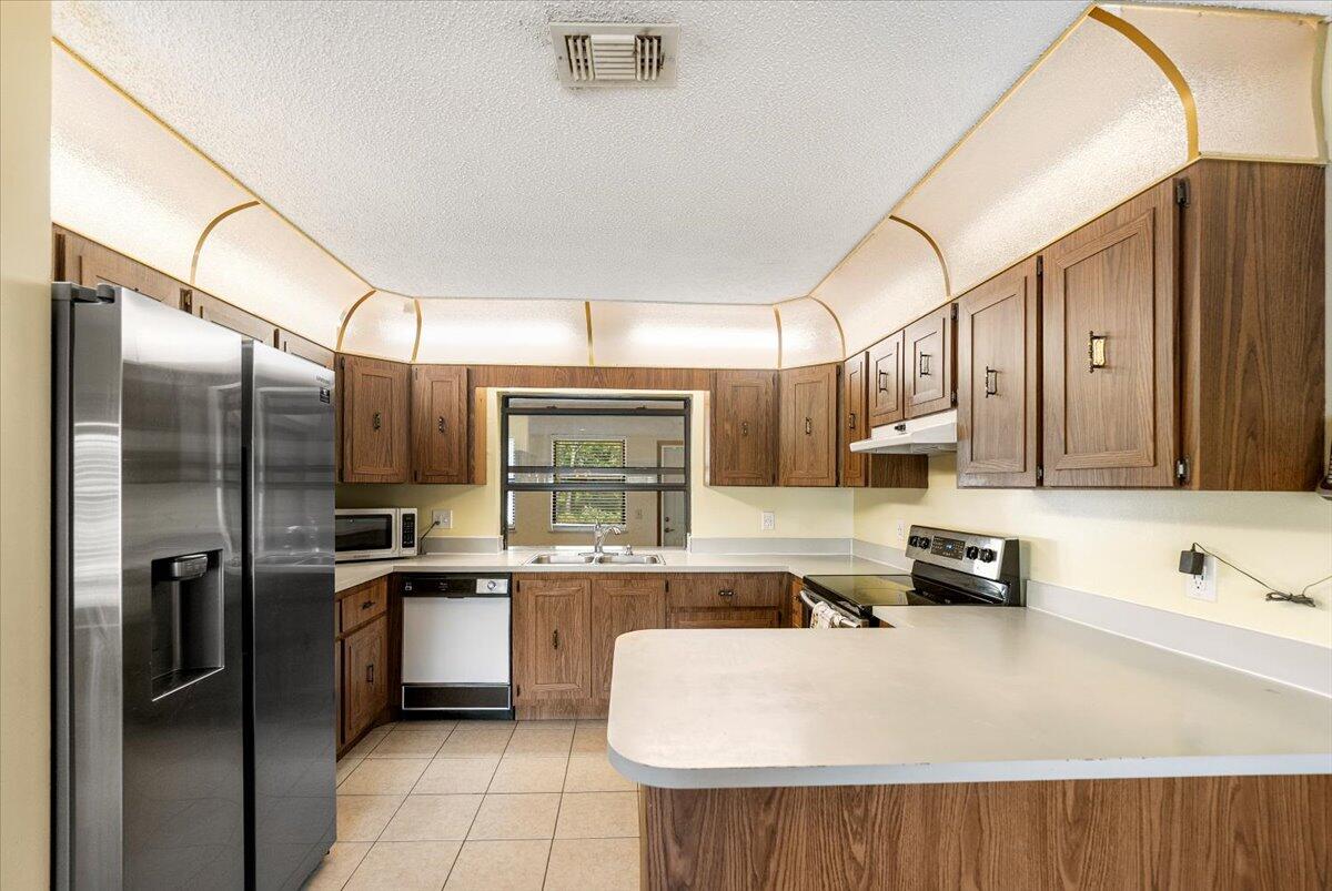 1950 SE Crowberry Drive