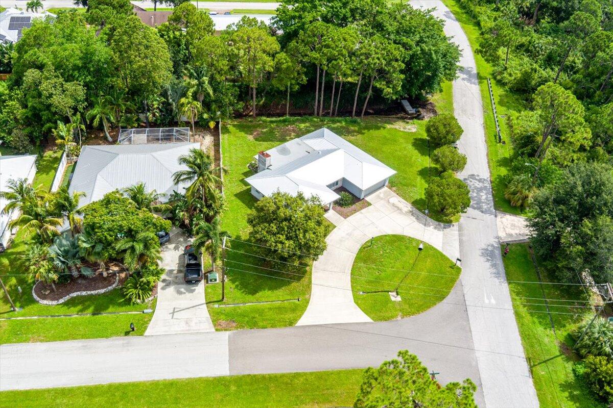 1950 SE Crowberry Drive