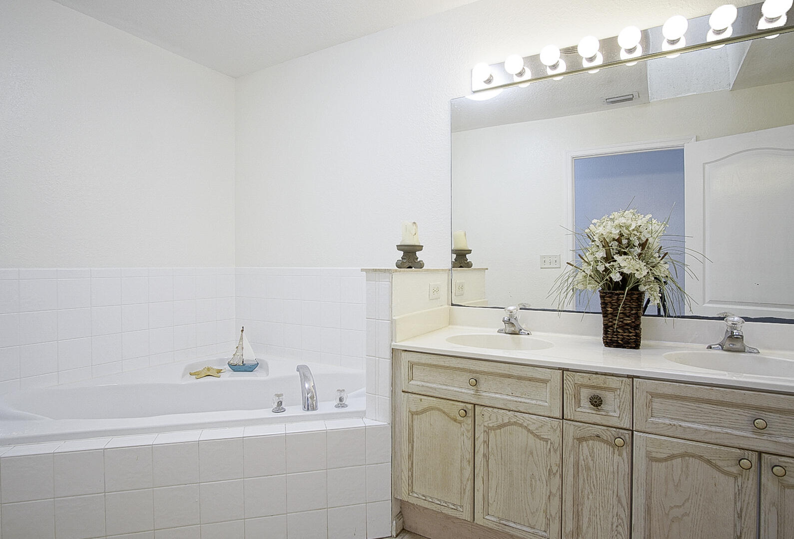 2757 SW Ann Arbor Road