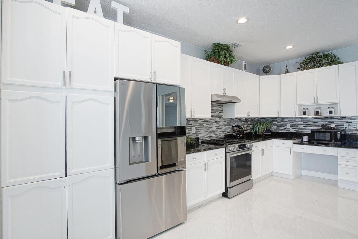 2757 SW Ann Arbor Road