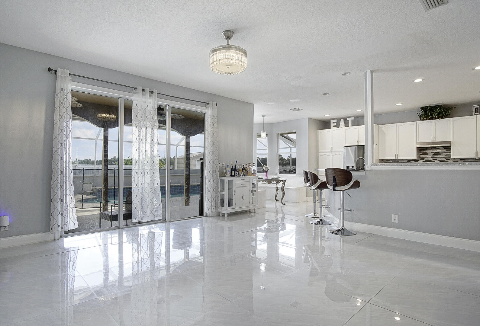 2757 SW Ann Arbor Road