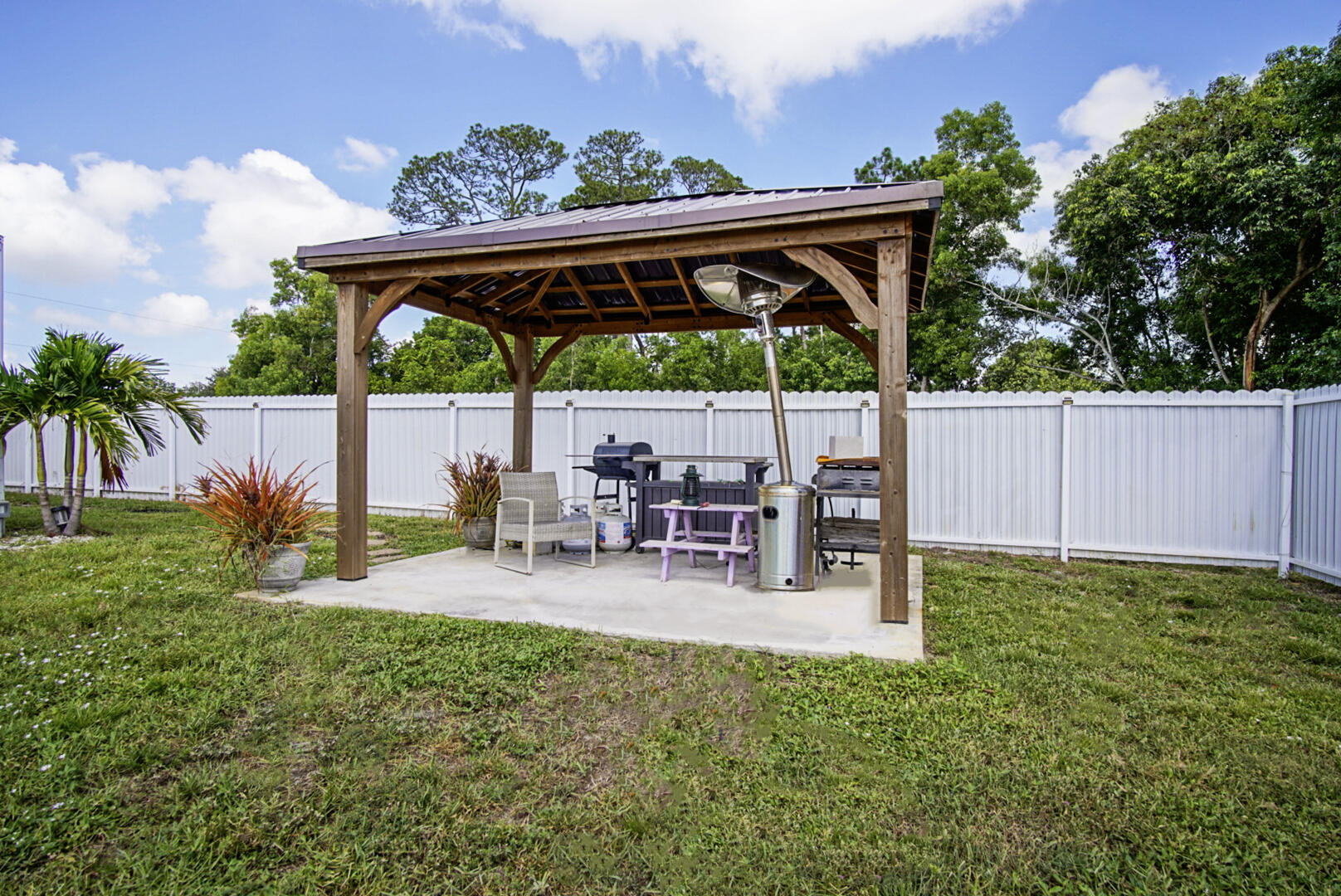 2757 SW Ann Arbor Road