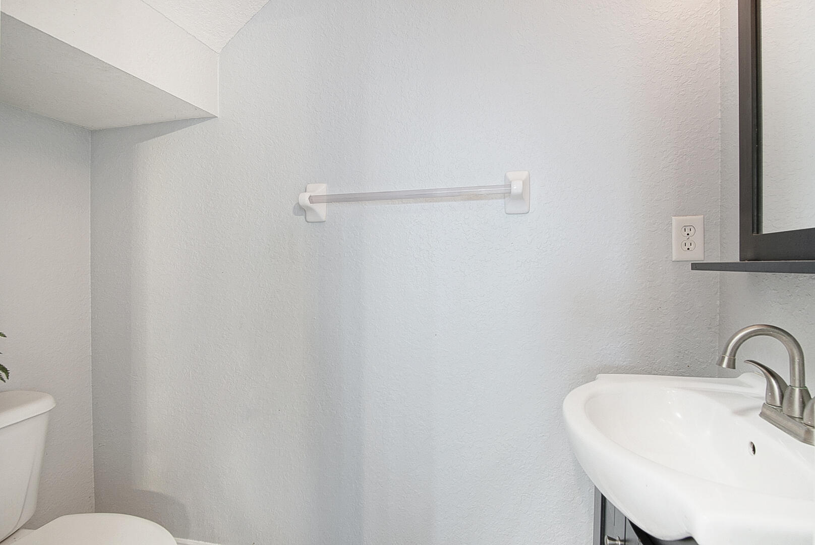 2757 SW Ann Arbor Road