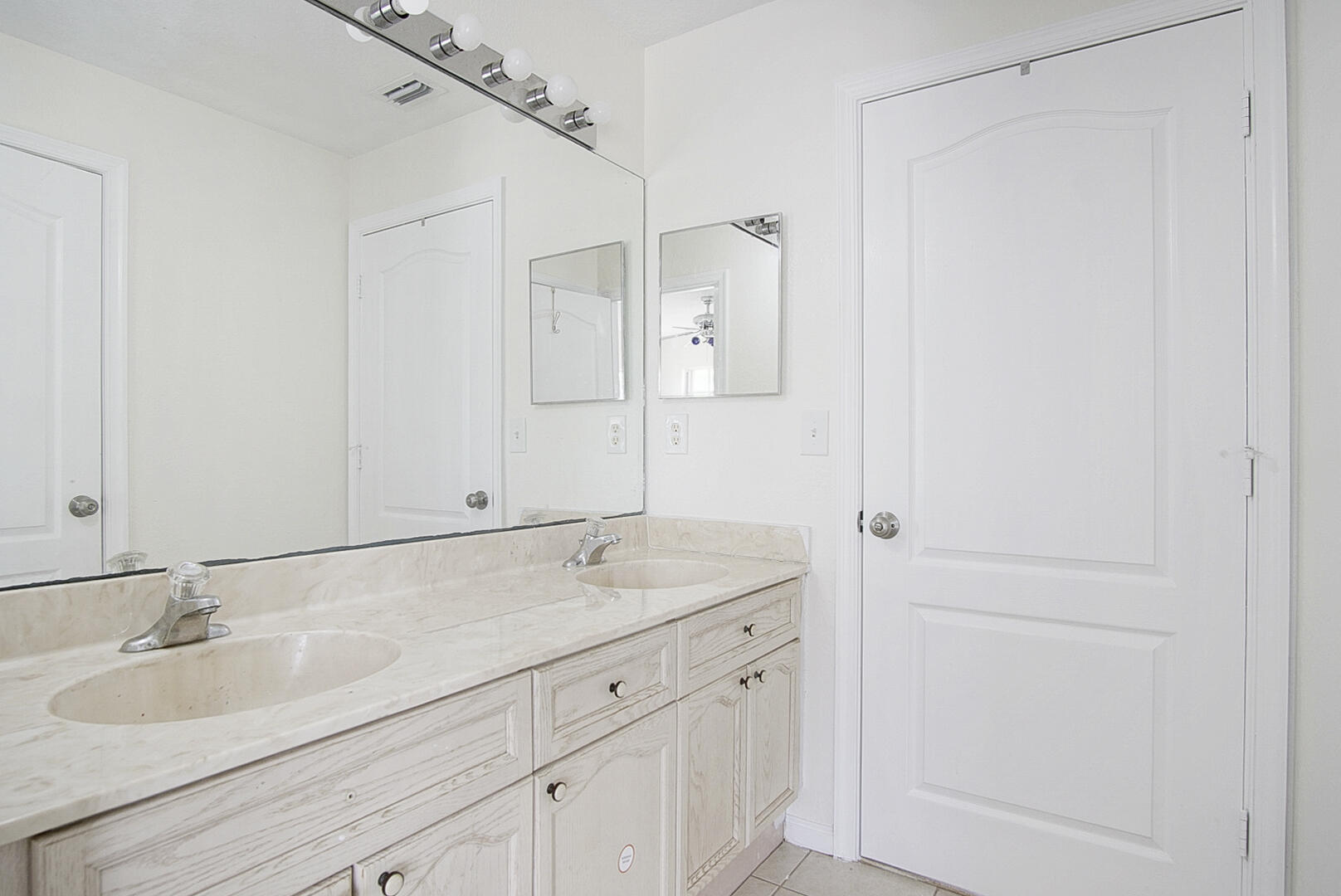 2757 SW Ann Arbor Road