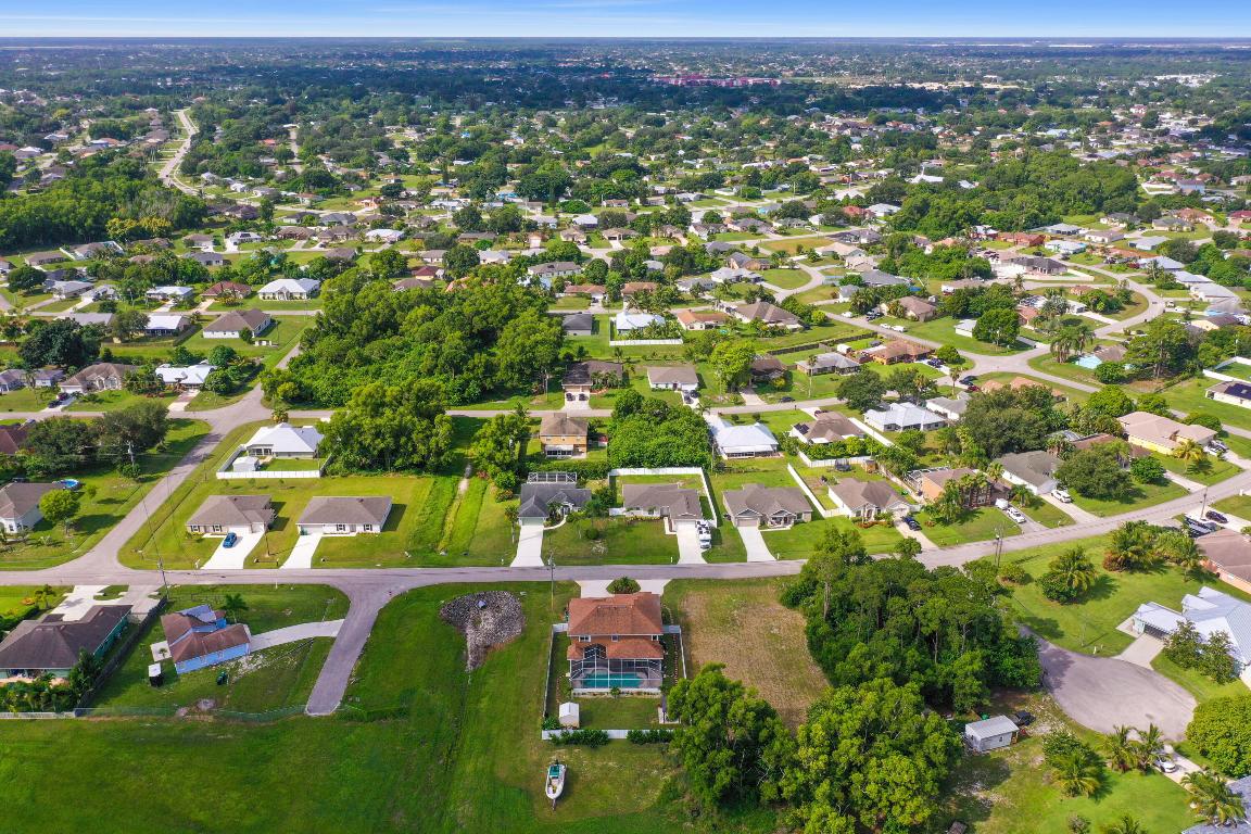 2757 SW Ann Arbor Road