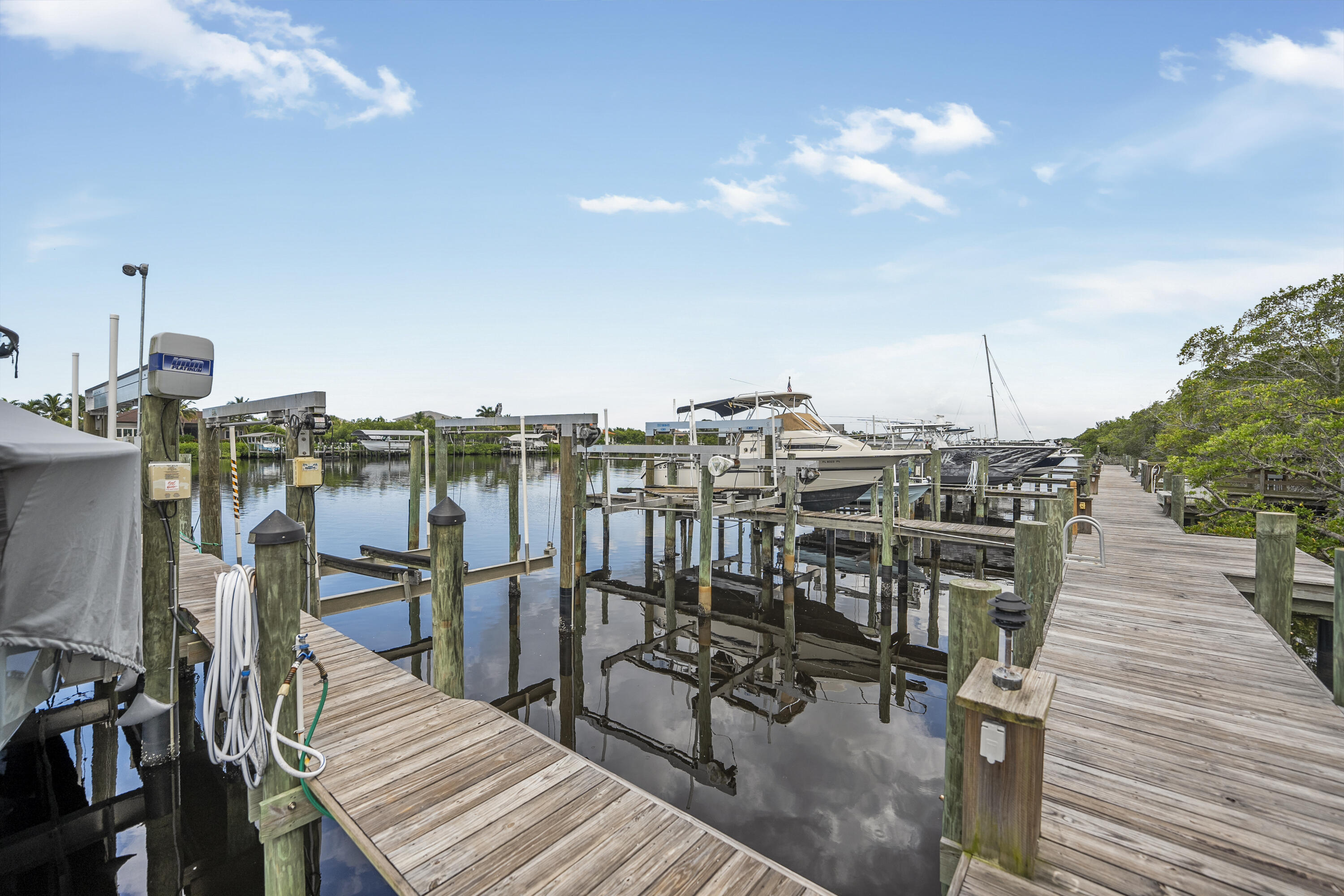 3011 SE South Lookout Boulevard 12