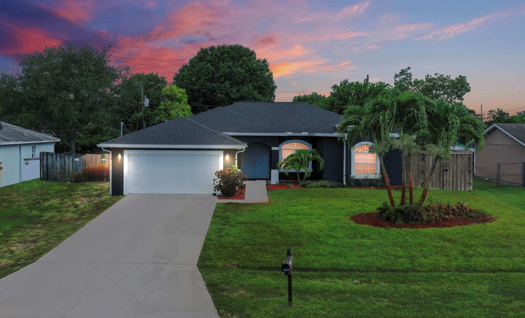 1750 SW Cameo Boulevard