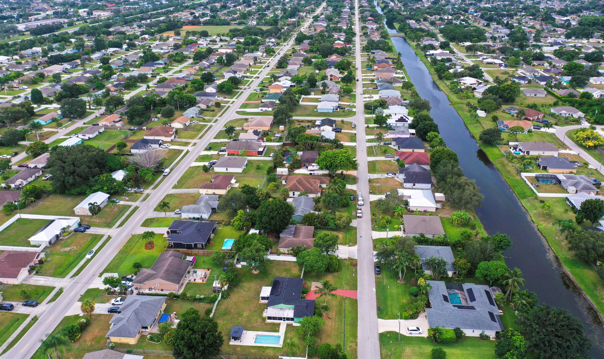 1750 SW Cameo Boulevard