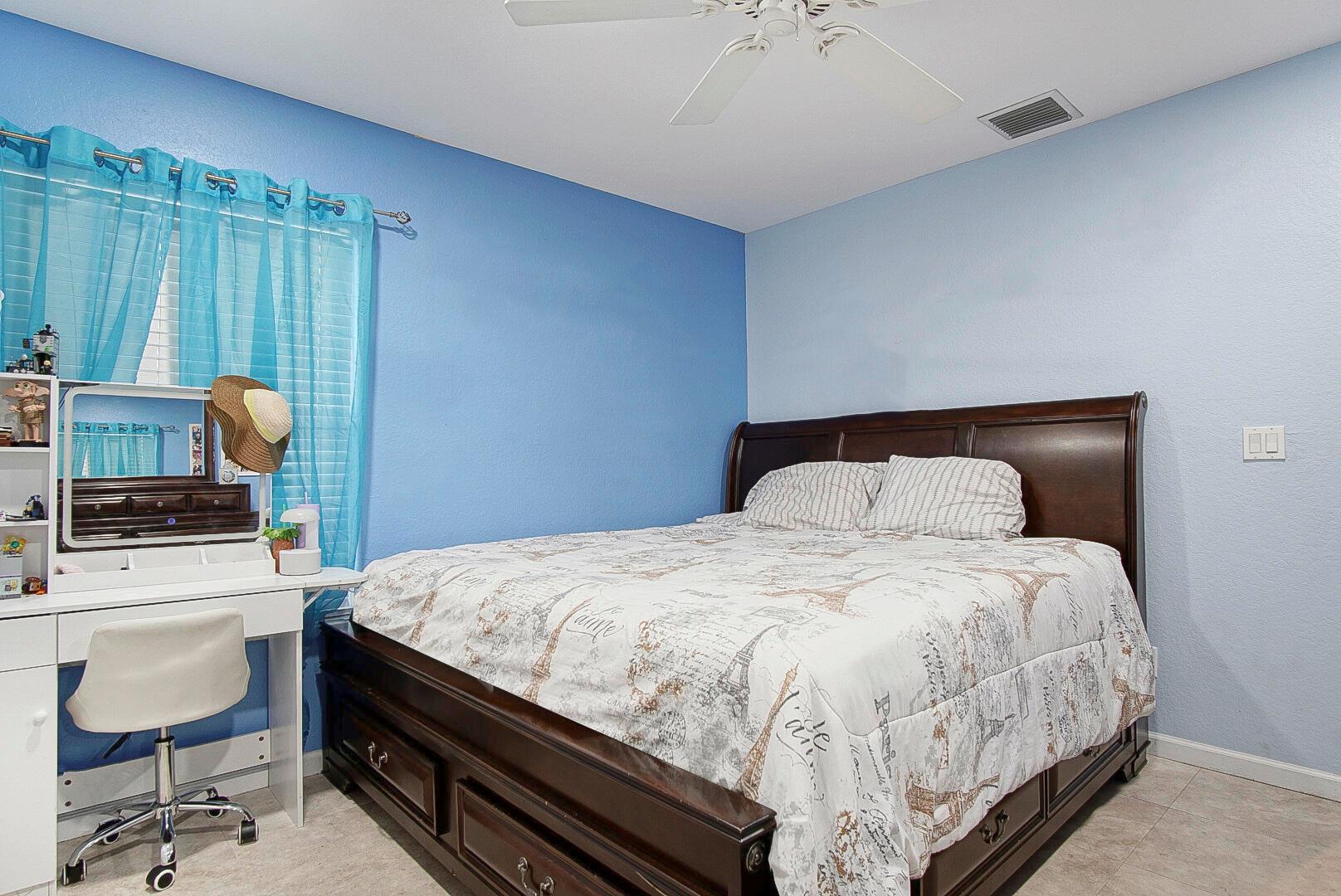 1750 SW Cameo Boulevard