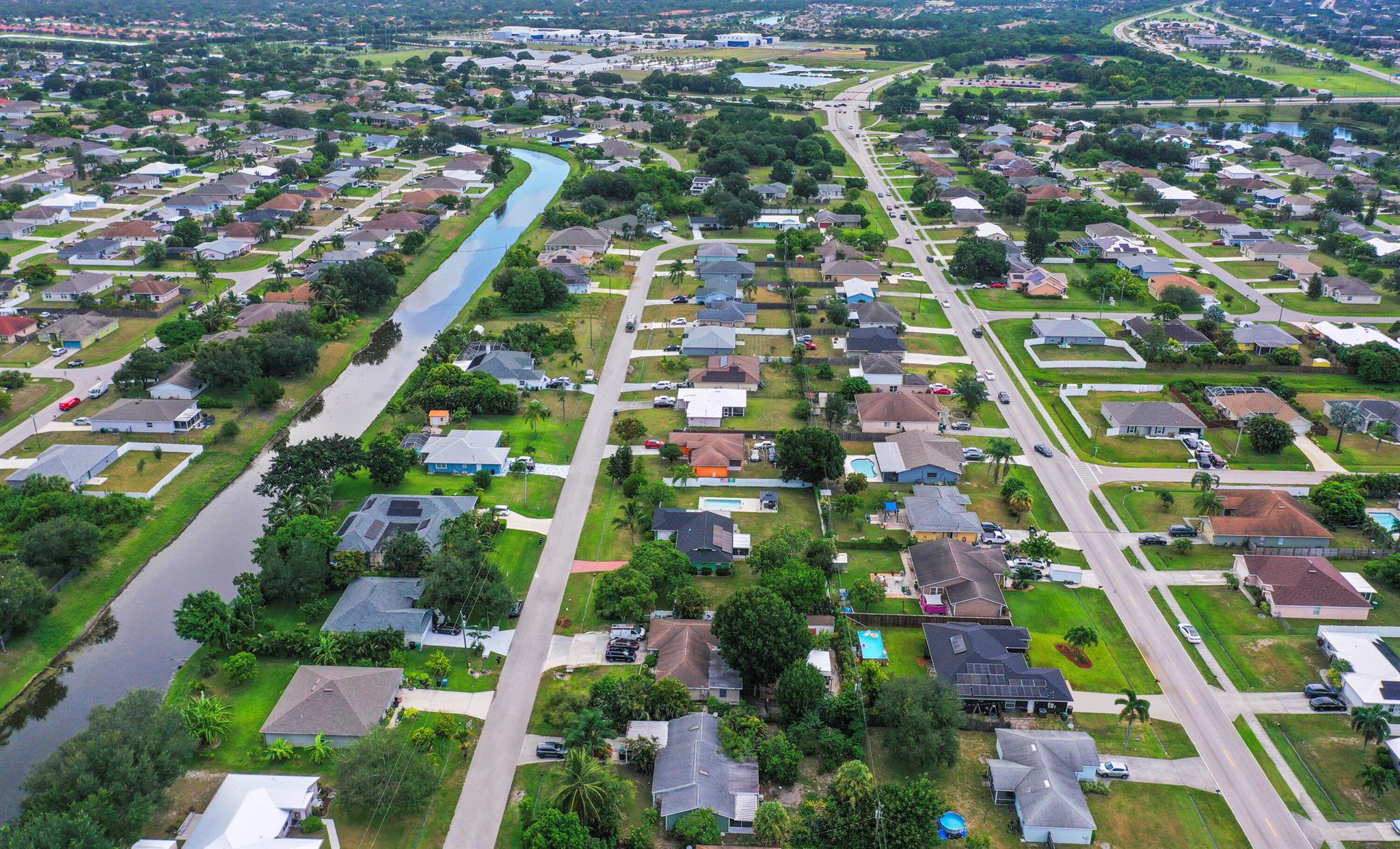 1750 SW Cameo Boulevard