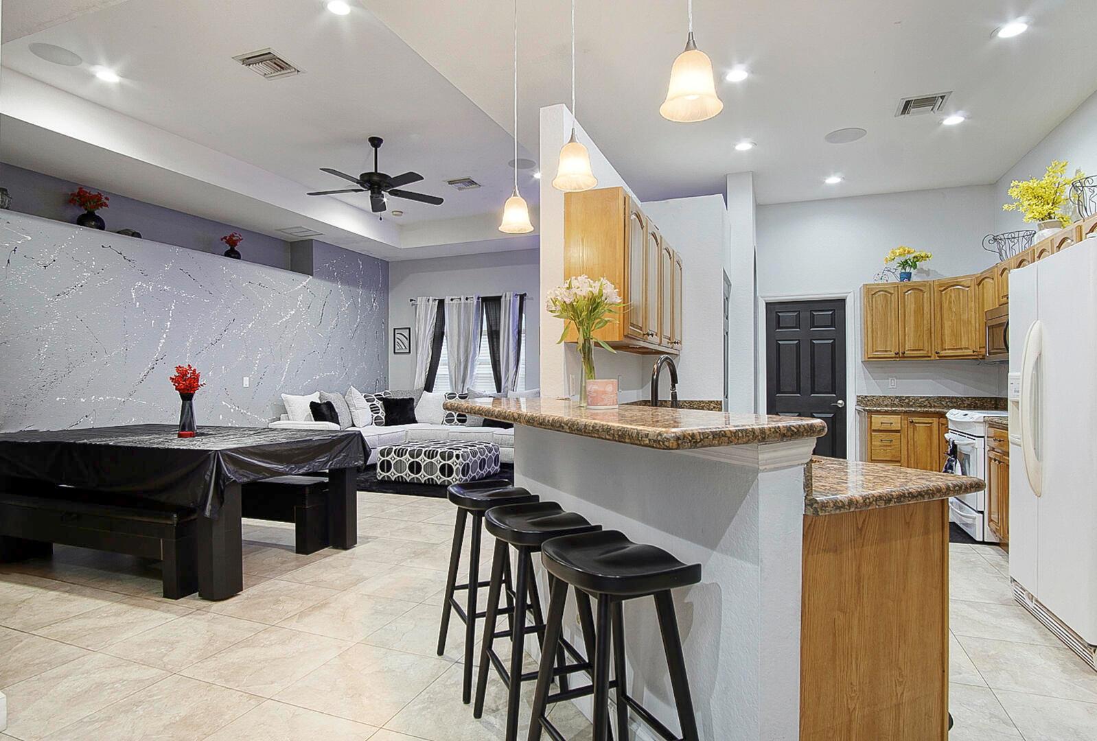 1750 SW Cameo Boulevard