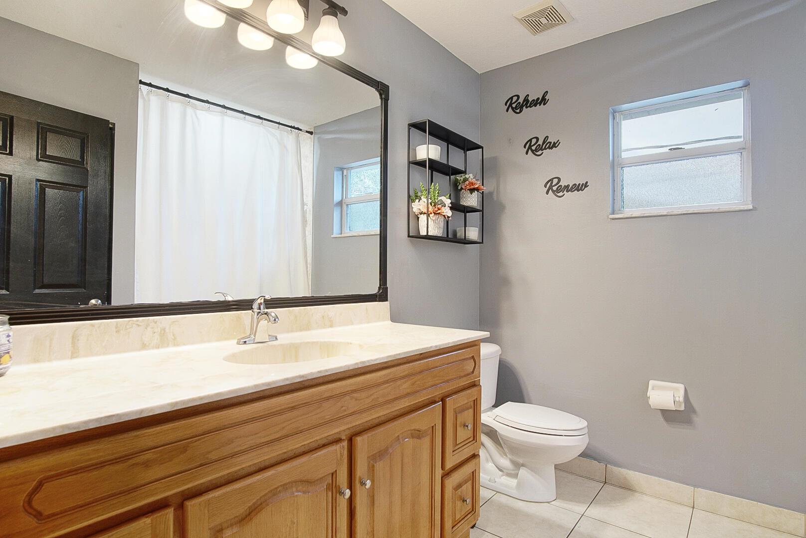 1750 SW Cameo Boulevard