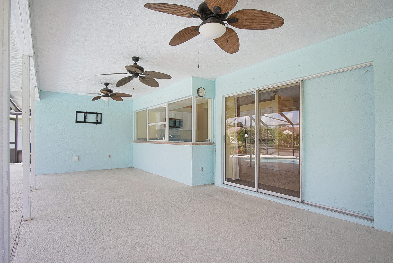 560 SE Nome Drive