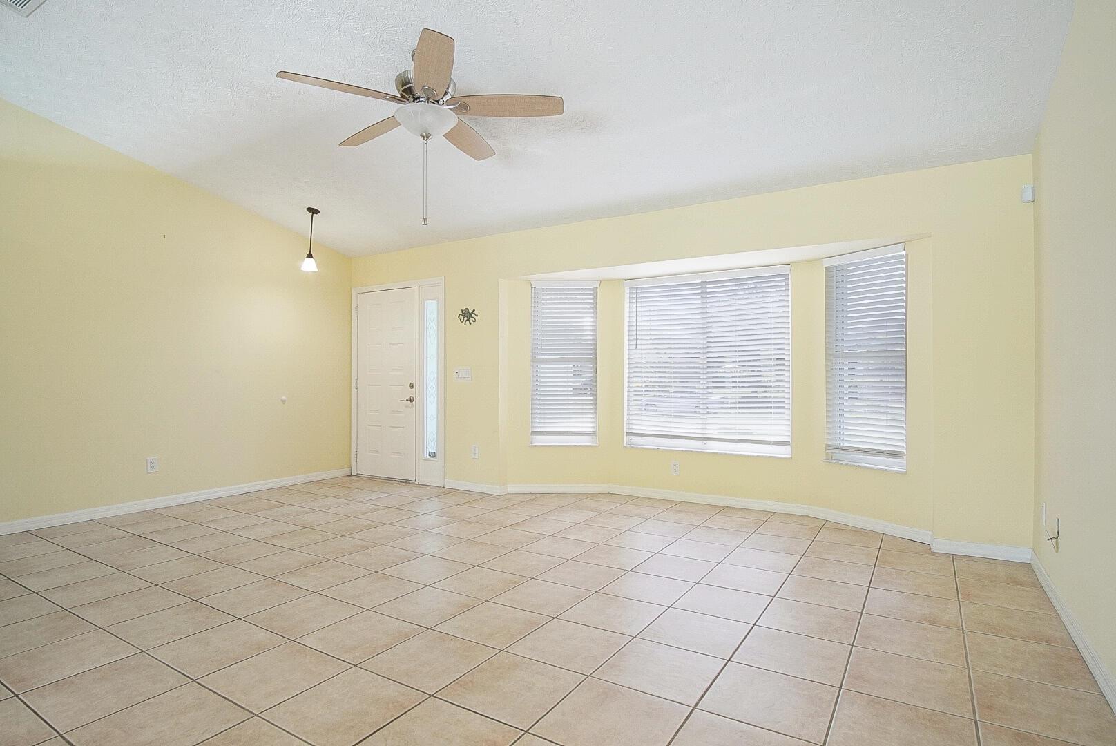 560 SE Nome Drive