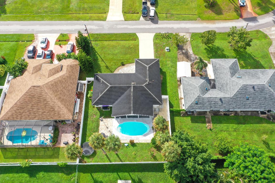 2662 SW Cadet Circle