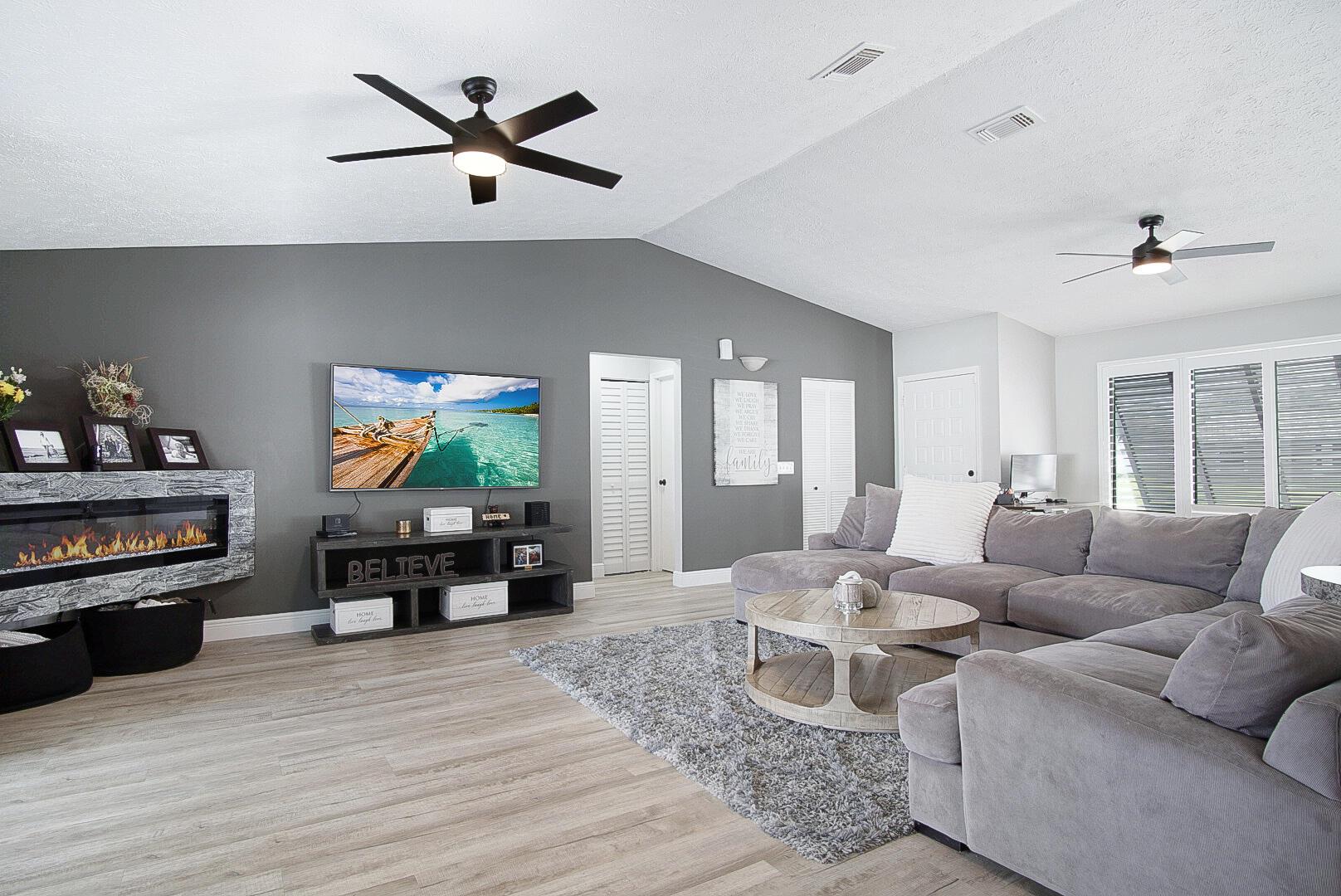 2662 SW Cadet Circle