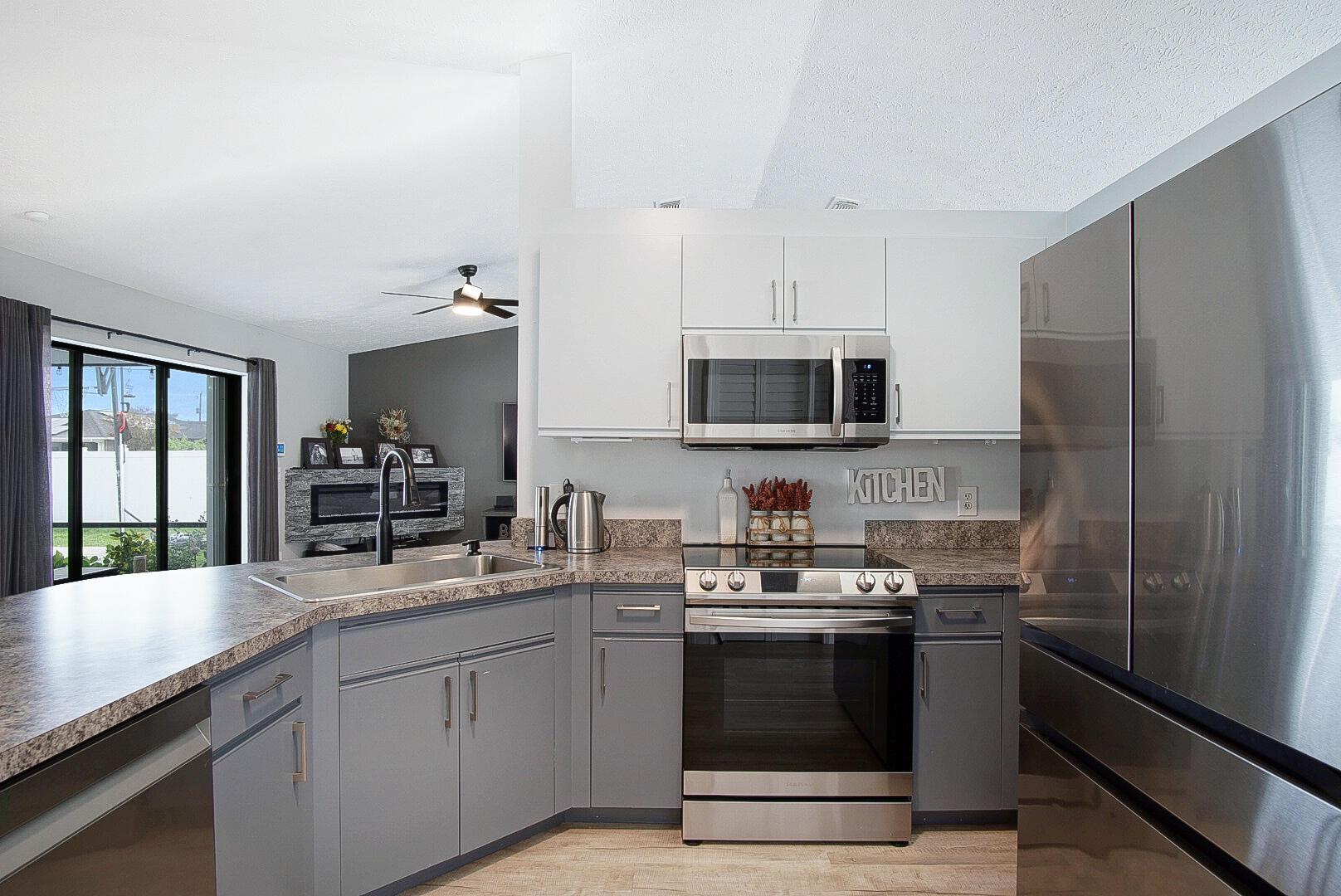 2662 SW Cadet Circle