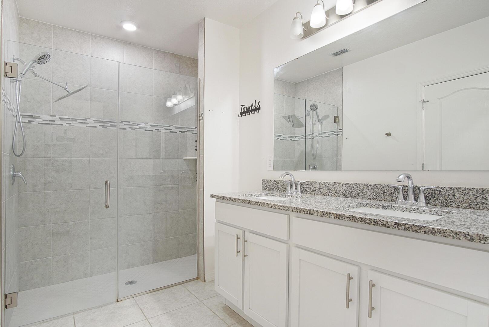 279 SW Statler Avenue