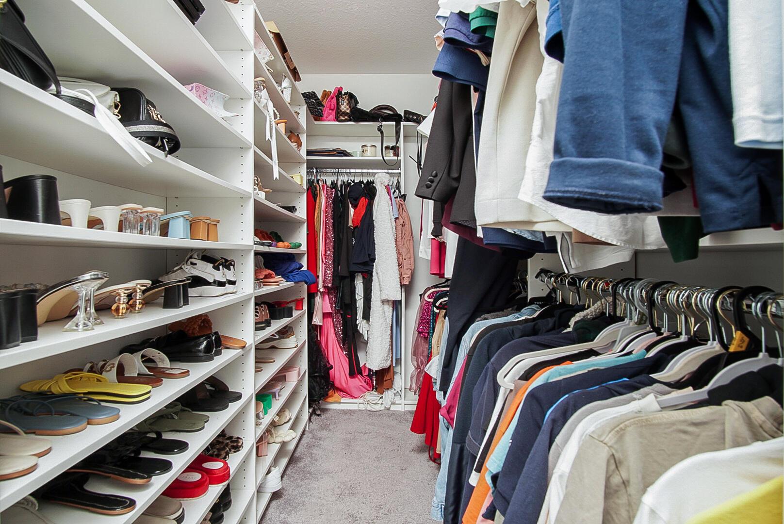 279 SW Statler Avenue