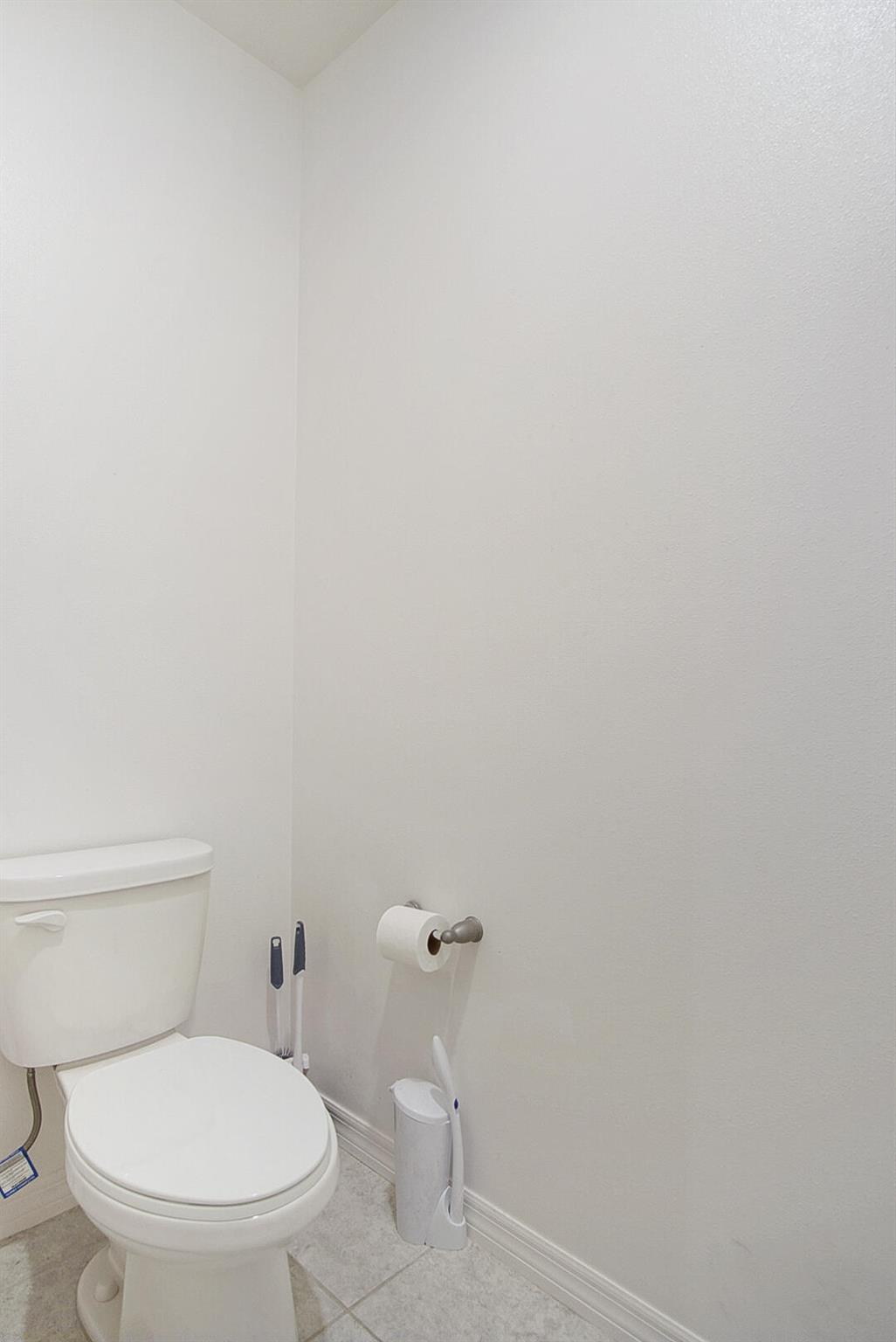 279 SW Statler Avenue