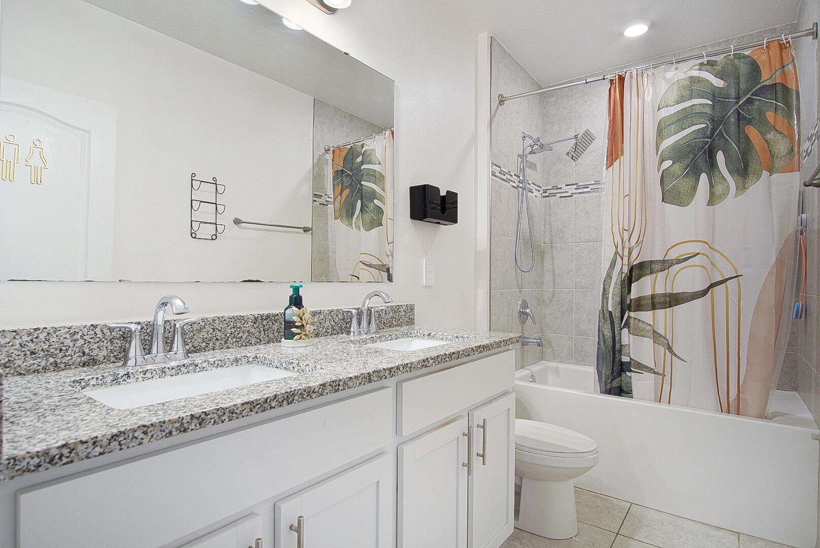 279 SW Statler Avenue