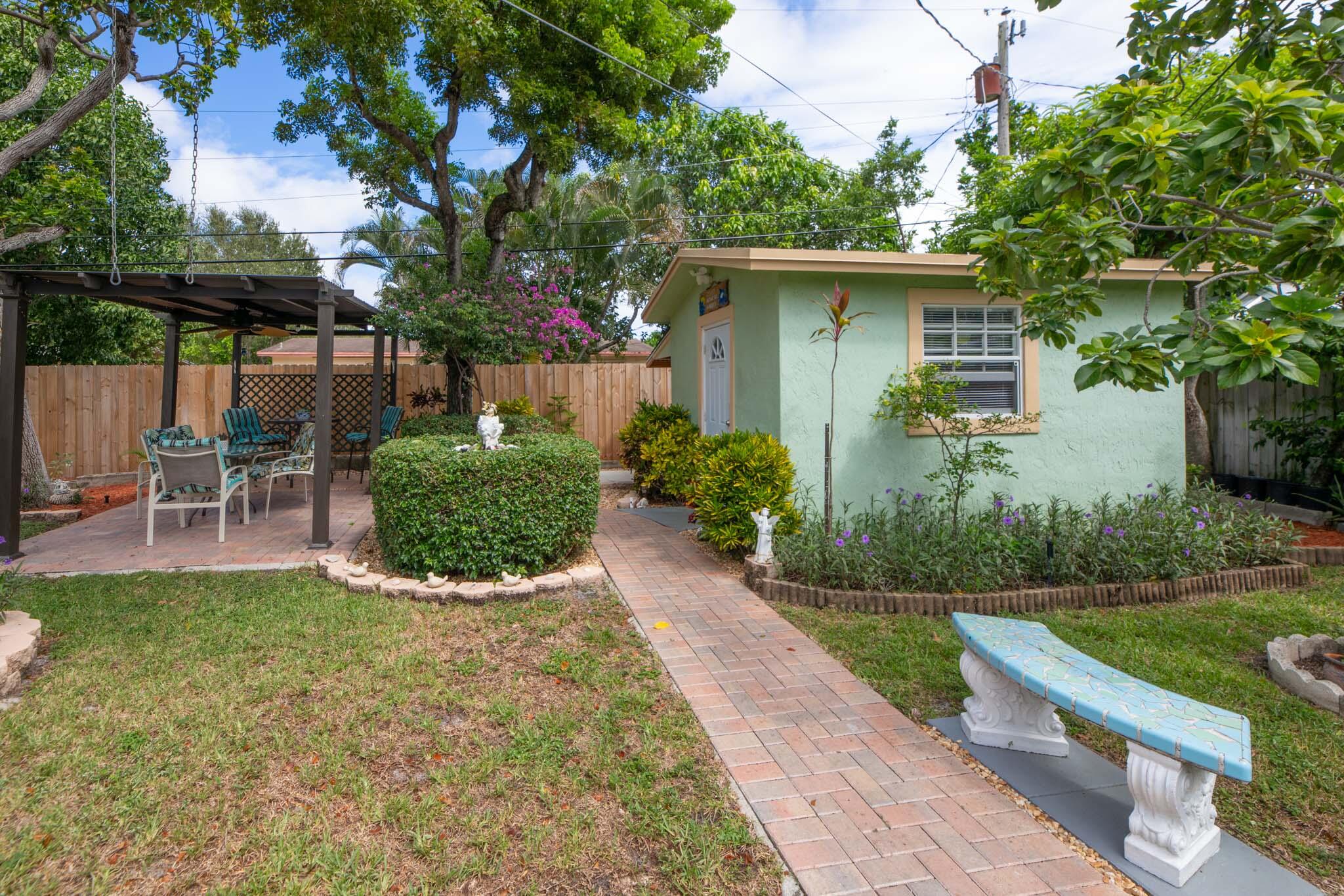 249 NE 43rd Street