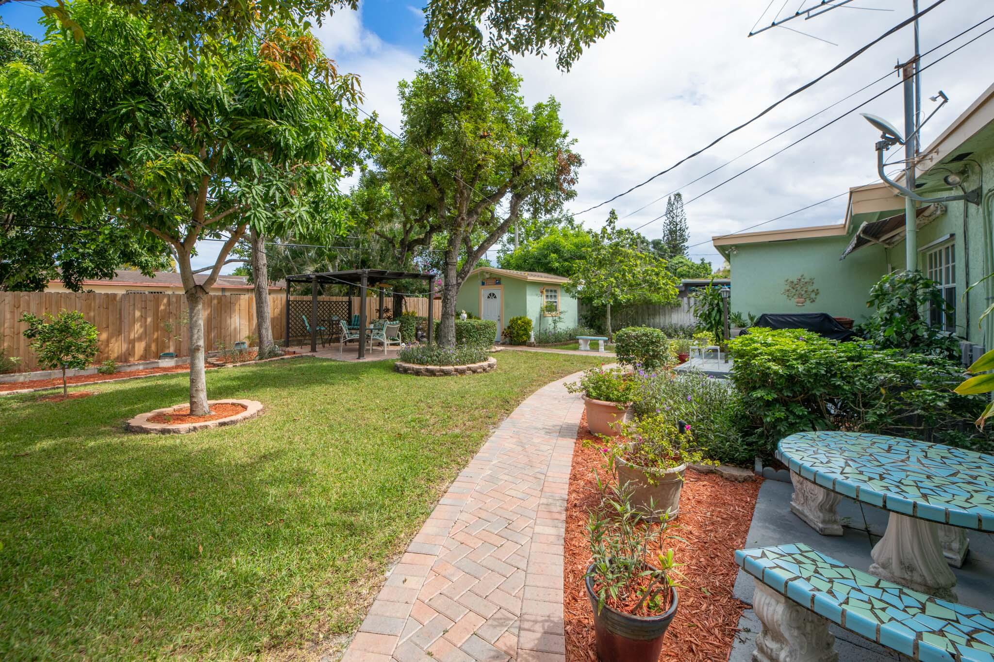 249 NE 43rd Street