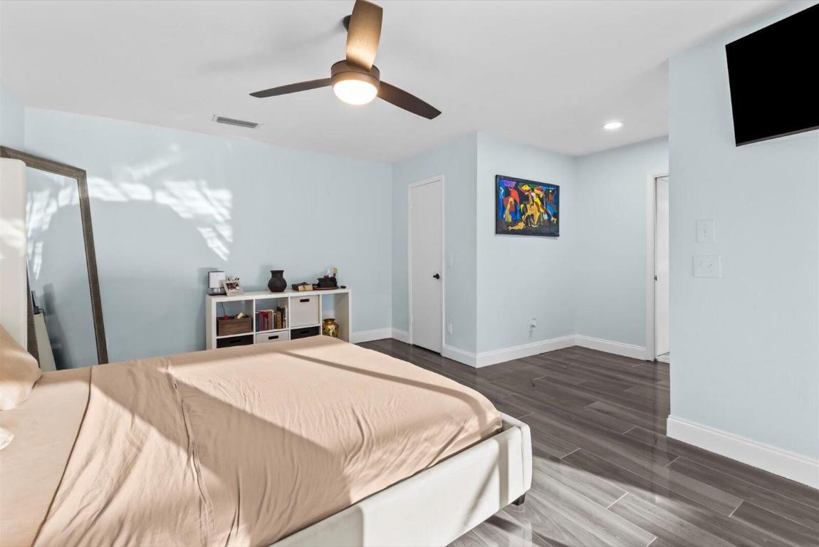 1100 SE Mitchell Avenue 103