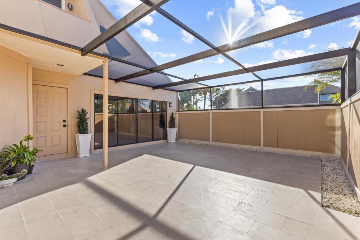 1100 SE Mitchell Avenue 103