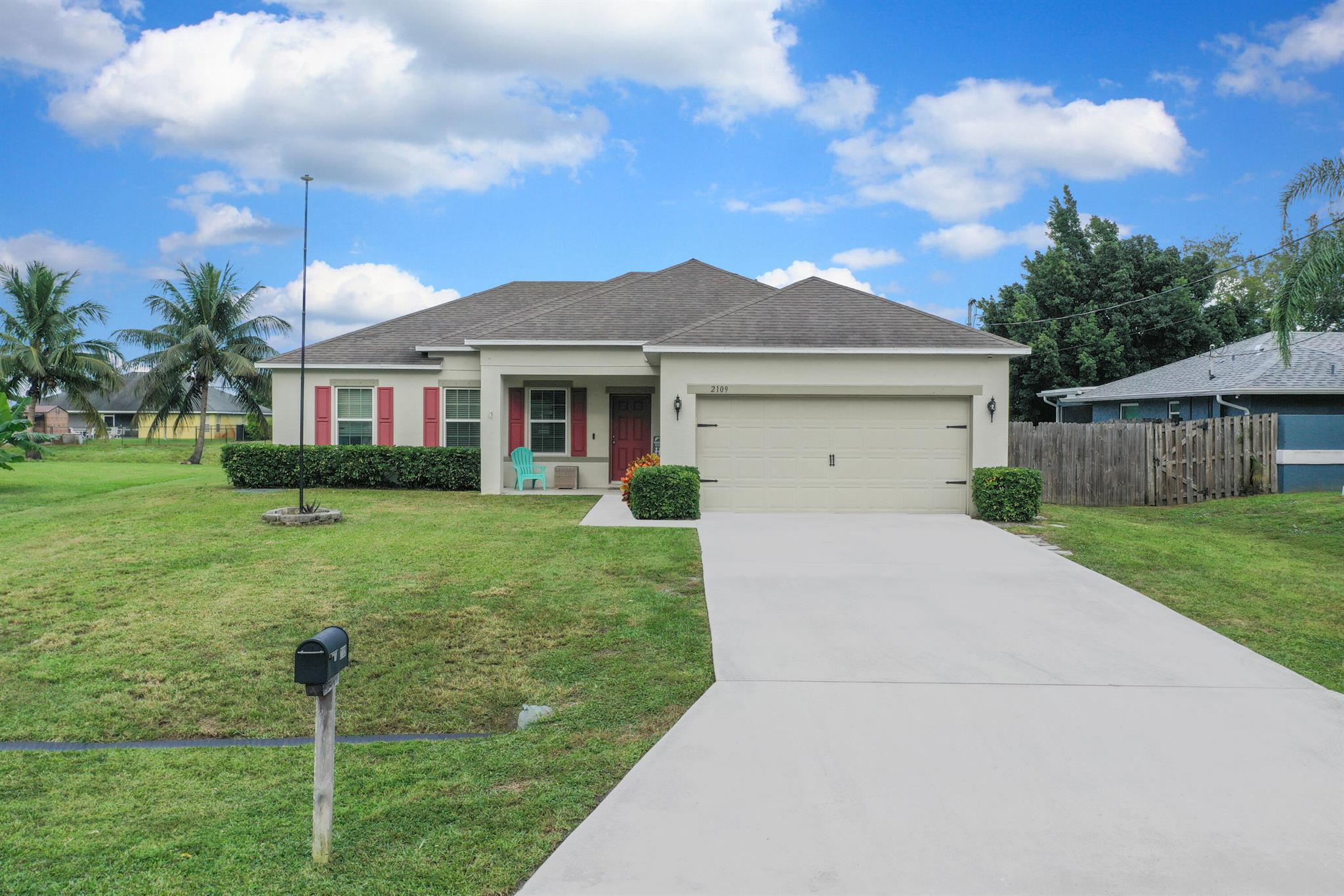 2109 SW Chestnut Lane