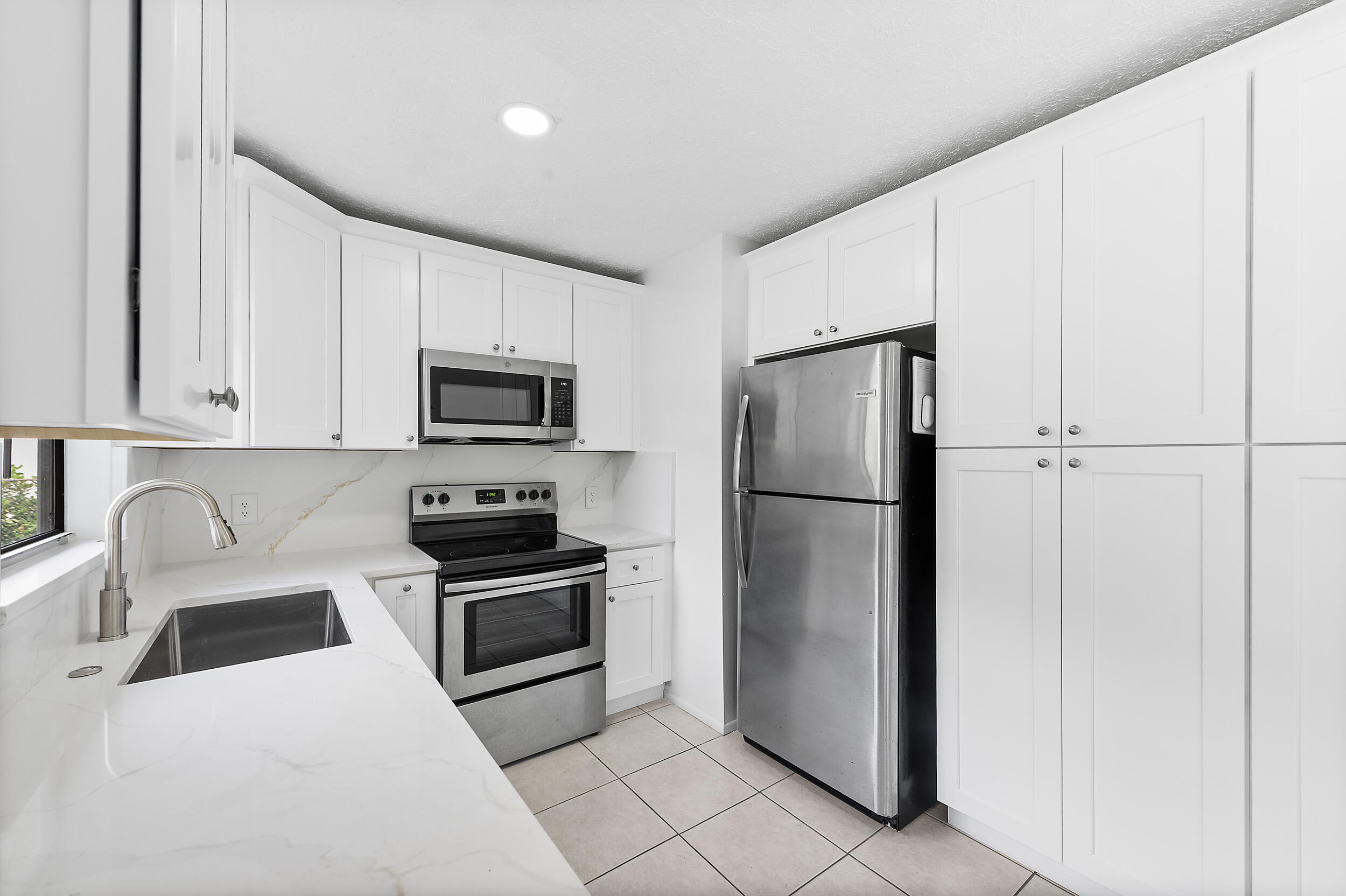 1642 SW Import Drive, Port St. Lucie
