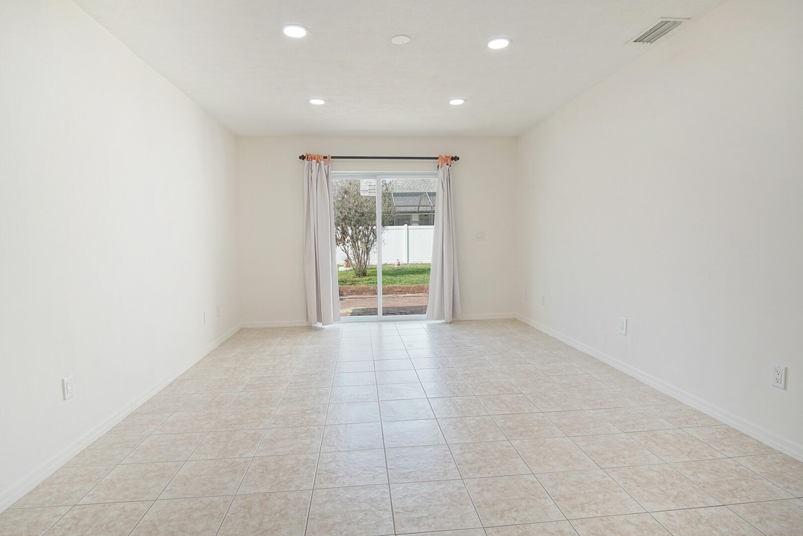 1149 SE Menores Avenue