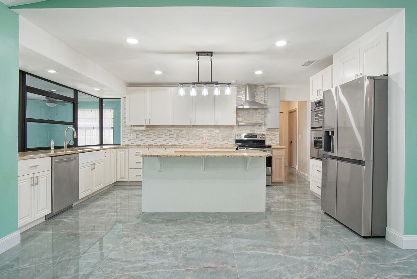 1149 SE Menores Avenue