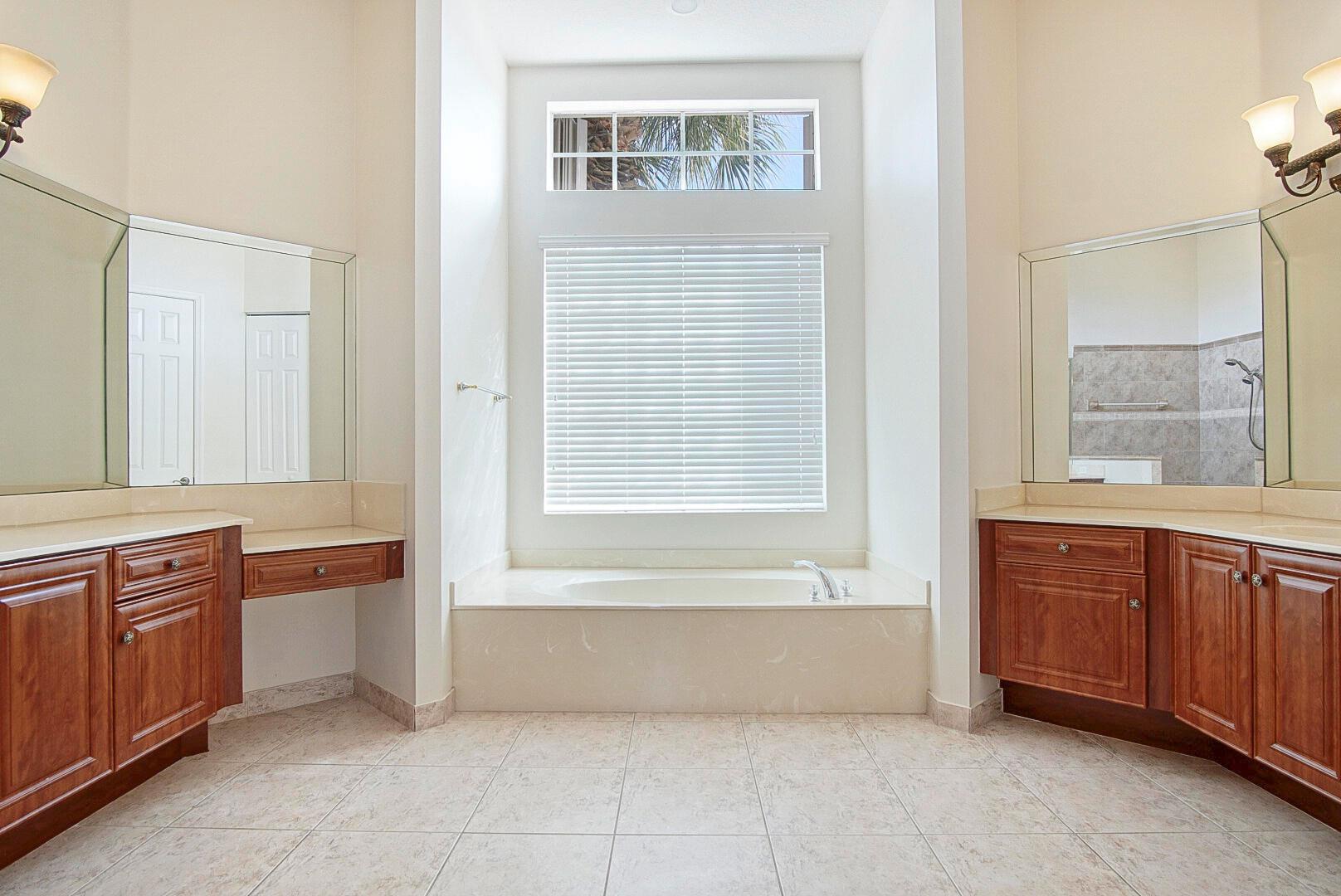 181 Magnolia Lakes Boulevard